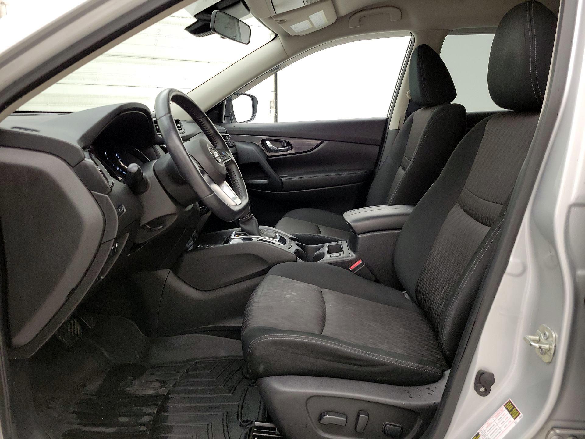 Thumbnail: 2019 Nissan Rogue - 11