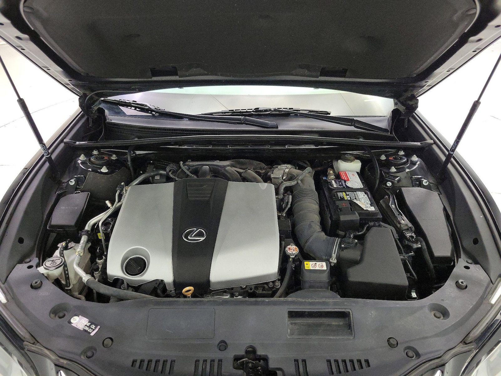 2020 Lexus ES 350 - Photo 22