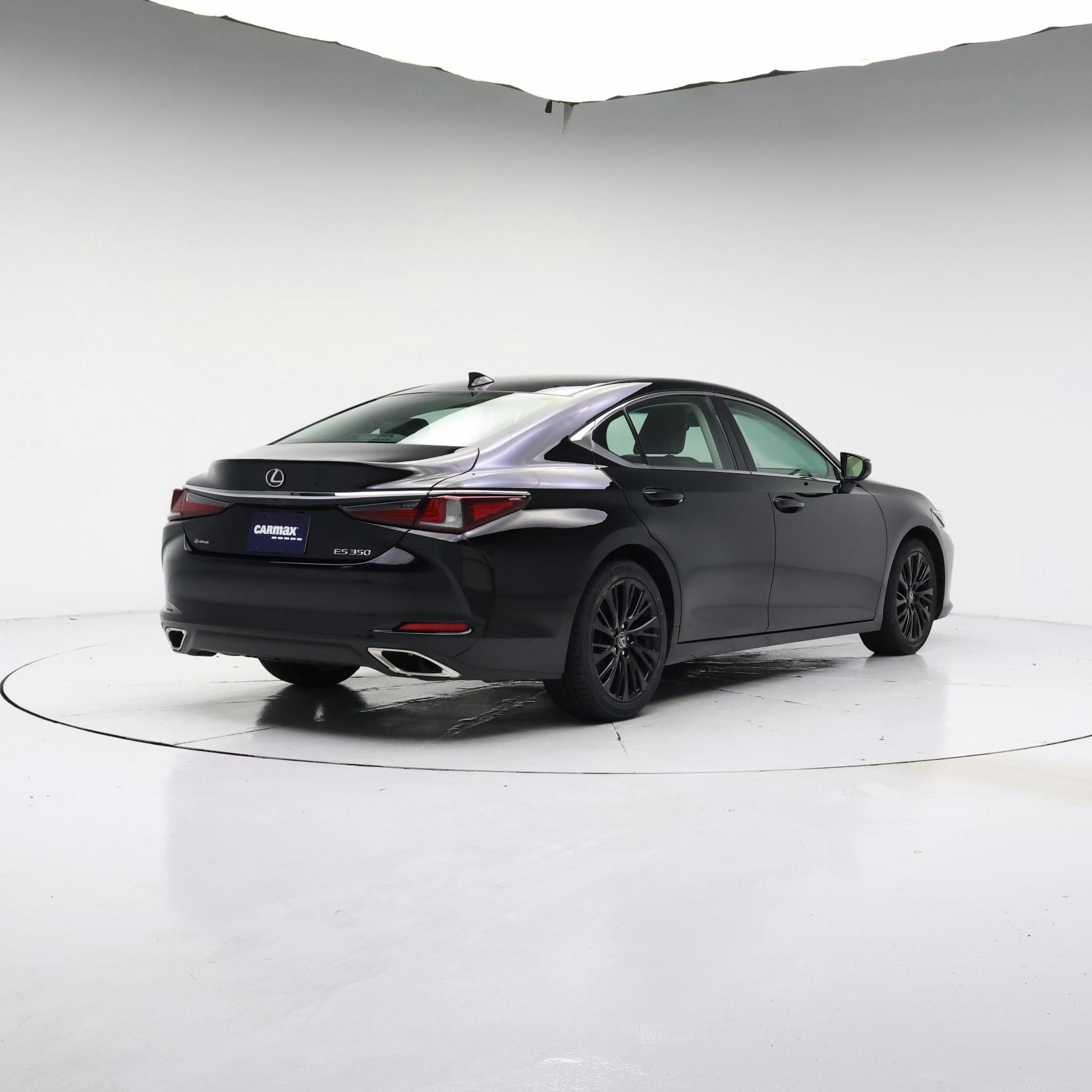 Thumbnail: 2020 Lexus ES - 8