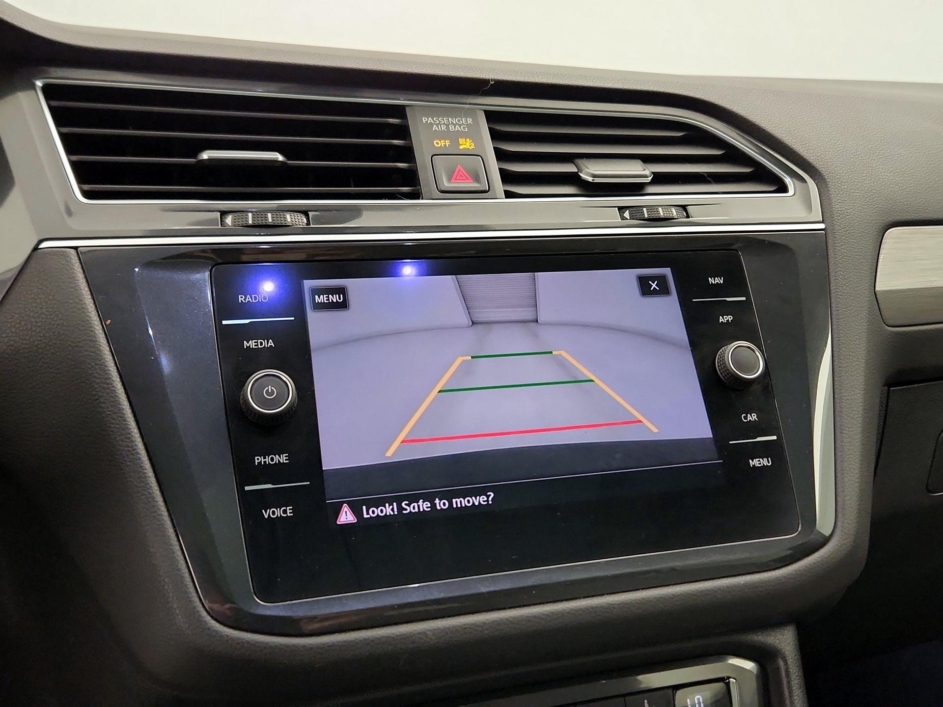 Thumbnail: 2019 Volkswagen Tiguan - 14