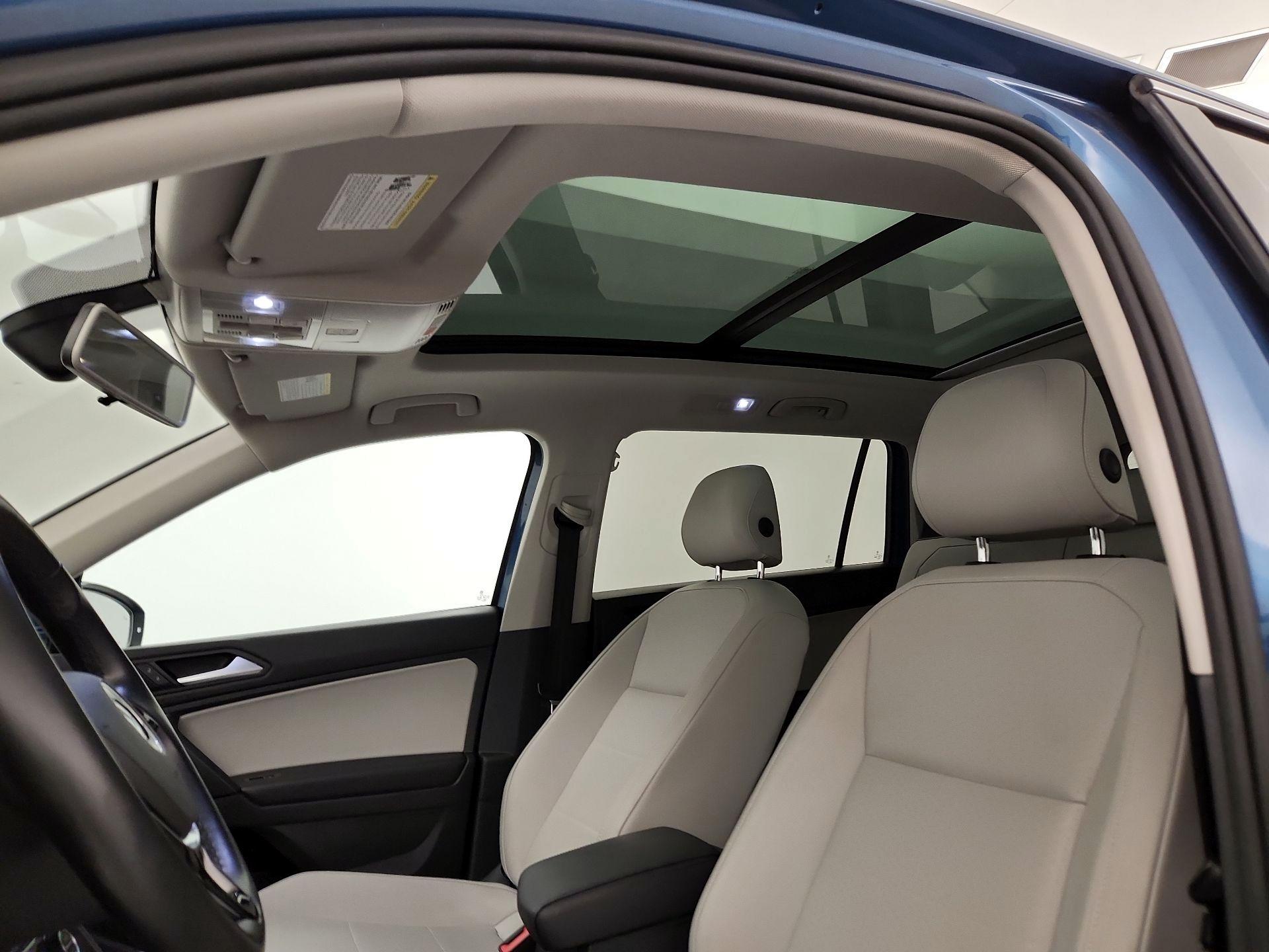 Thumbnail: 2019 Volkswagen Tiguan - 19