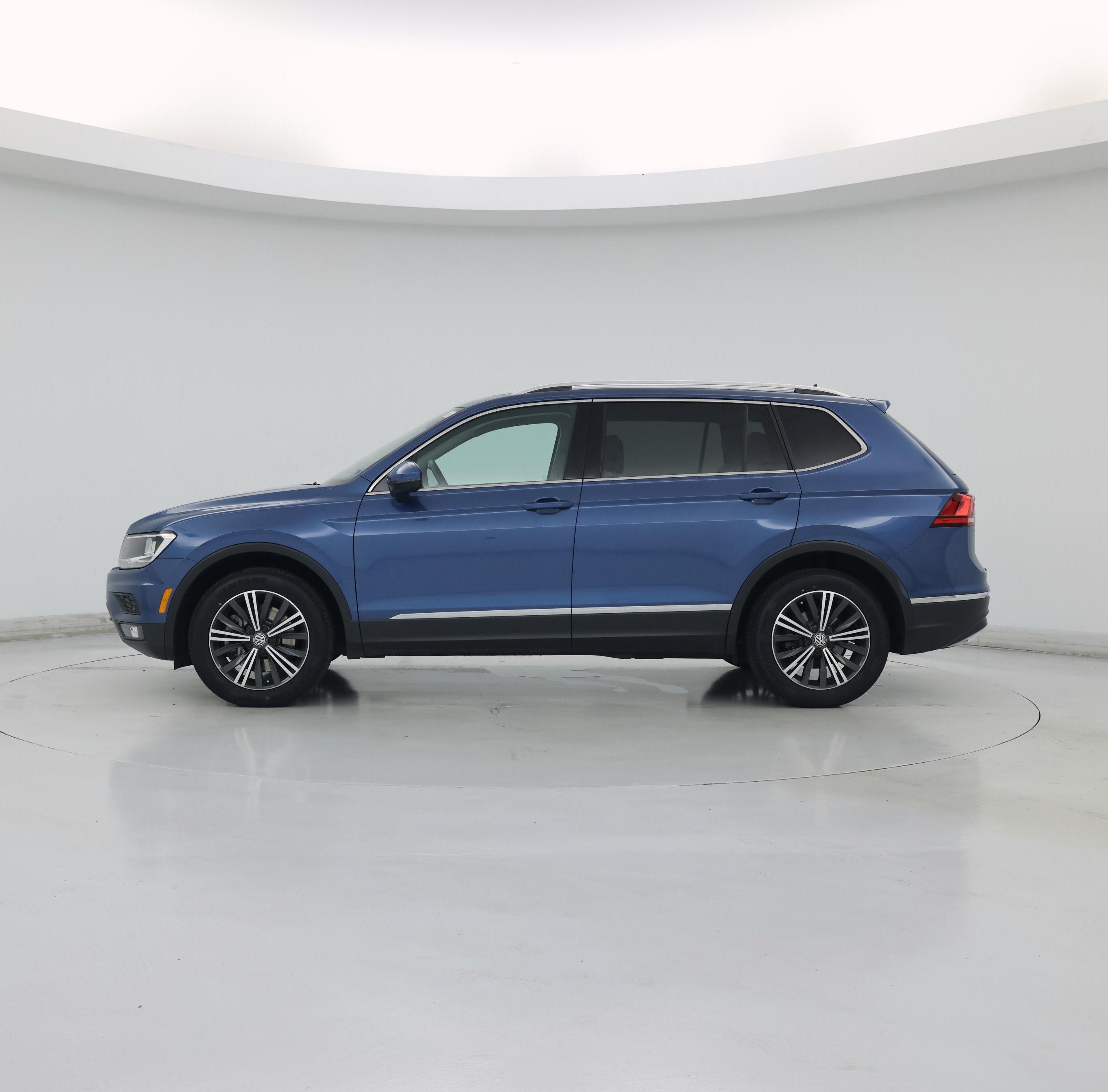 Thumbnail: 2019 Volkswagen Tiguan - 3