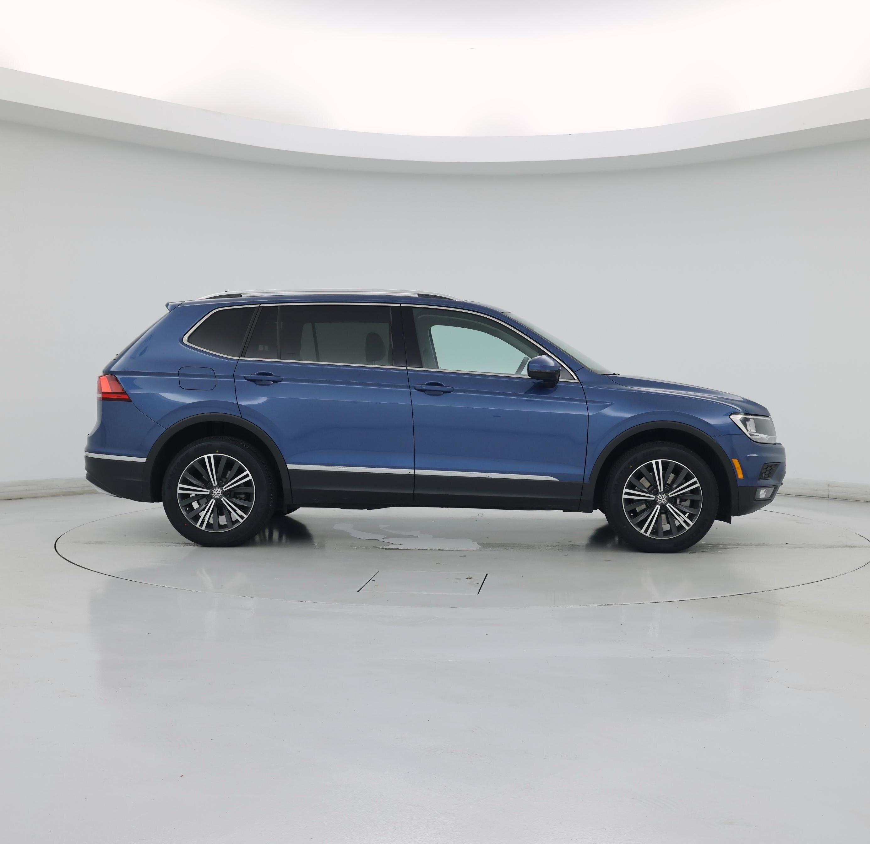 Thumbnail: 2019 Volkswagen Tiguan - 7