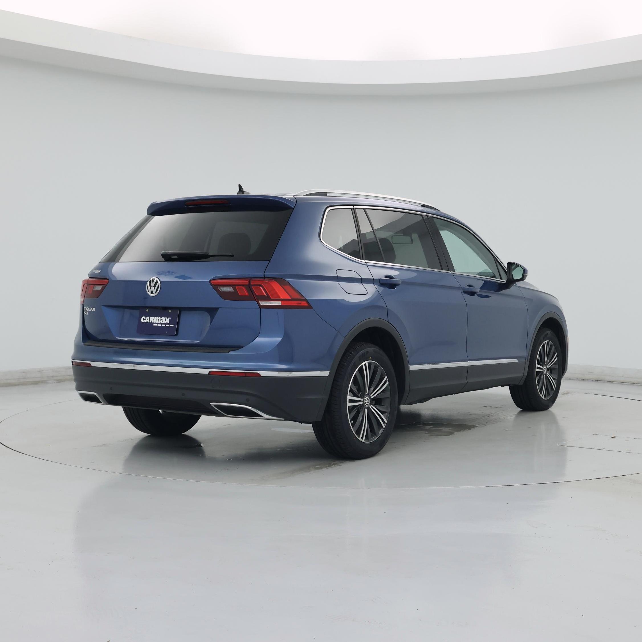 Thumbnail: 2019 Volkswagen Tiguan - 8
