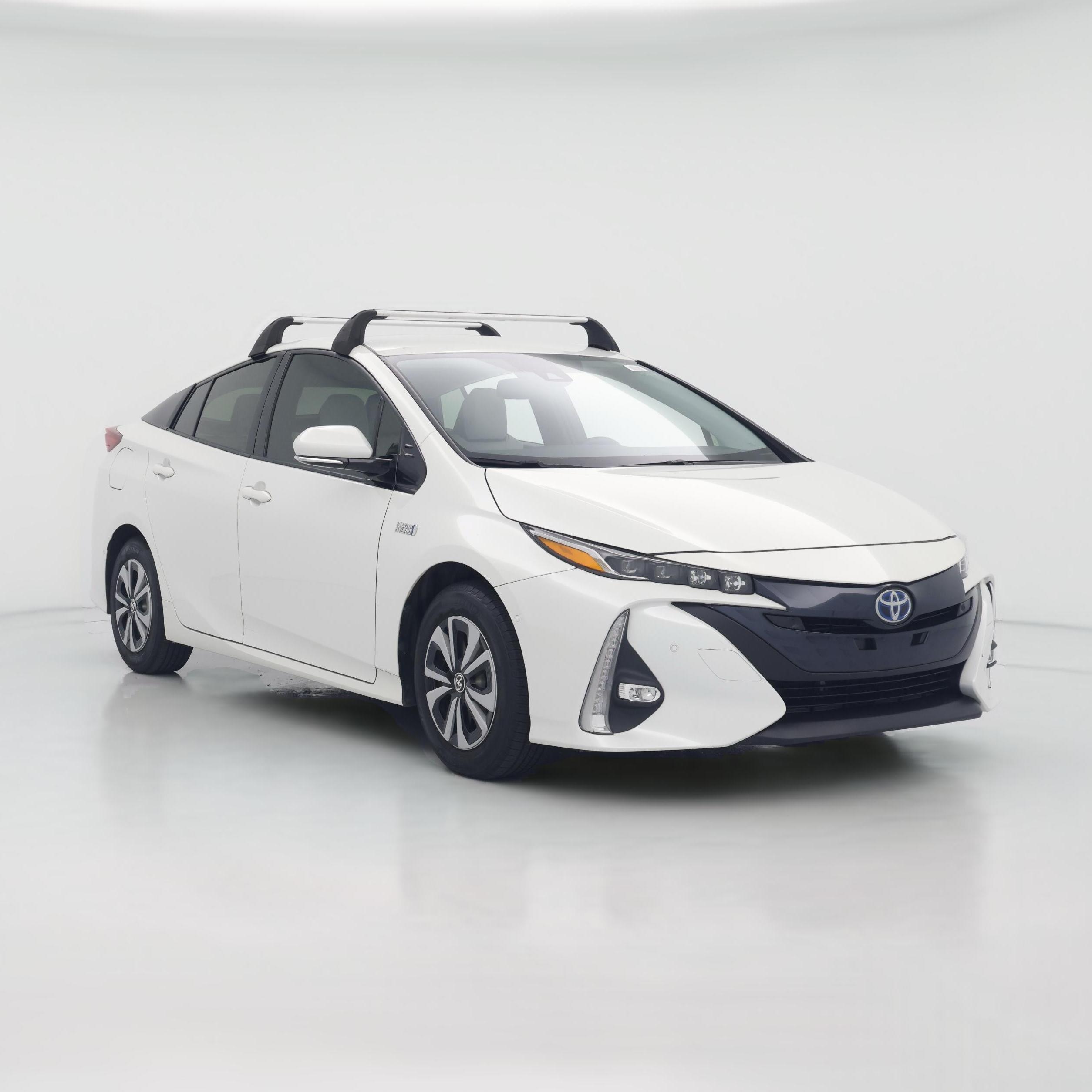 Thumbnail: 2017 Toyota Prius Prime - 1