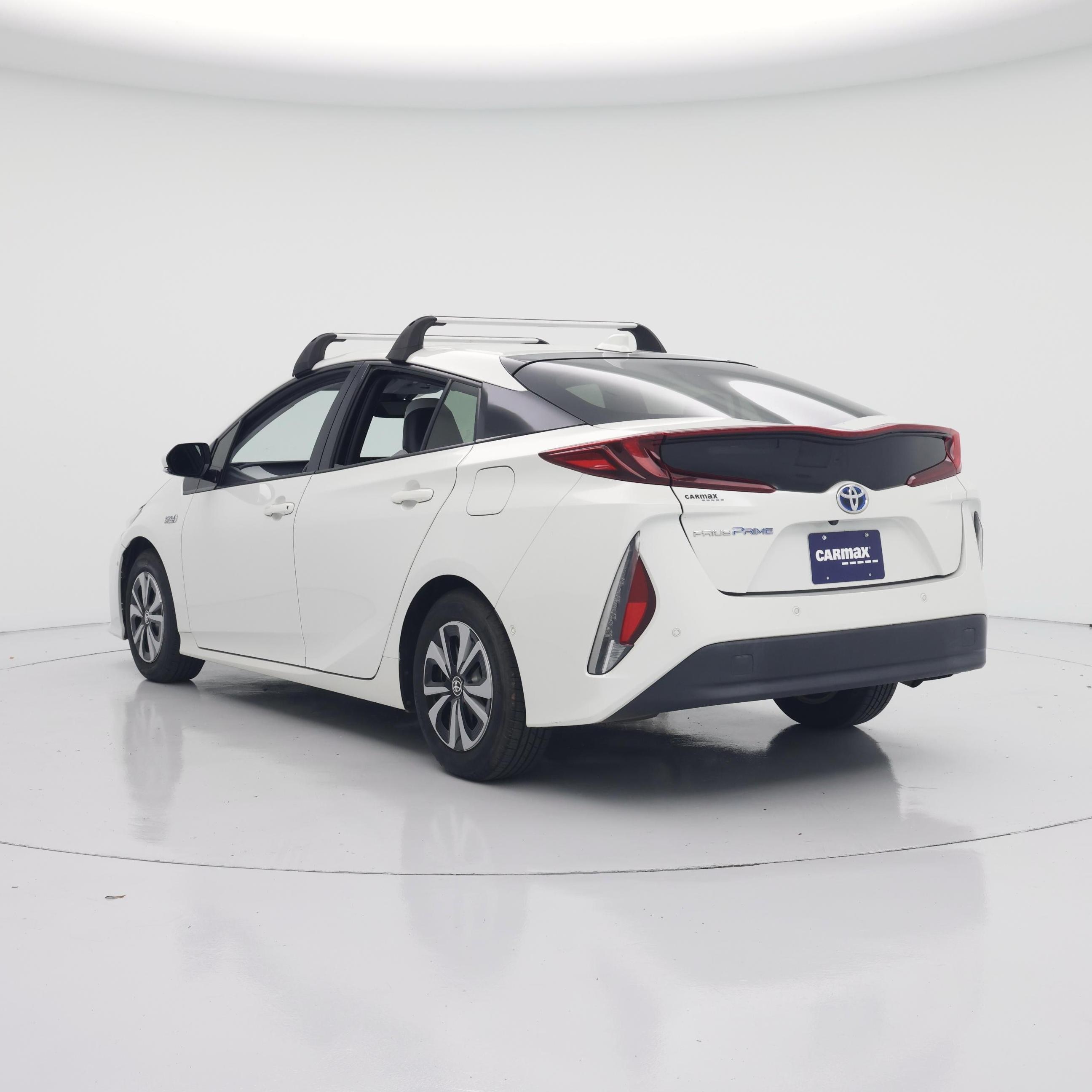 Thumbnail: 2017 Toyota Prius Prime - 2