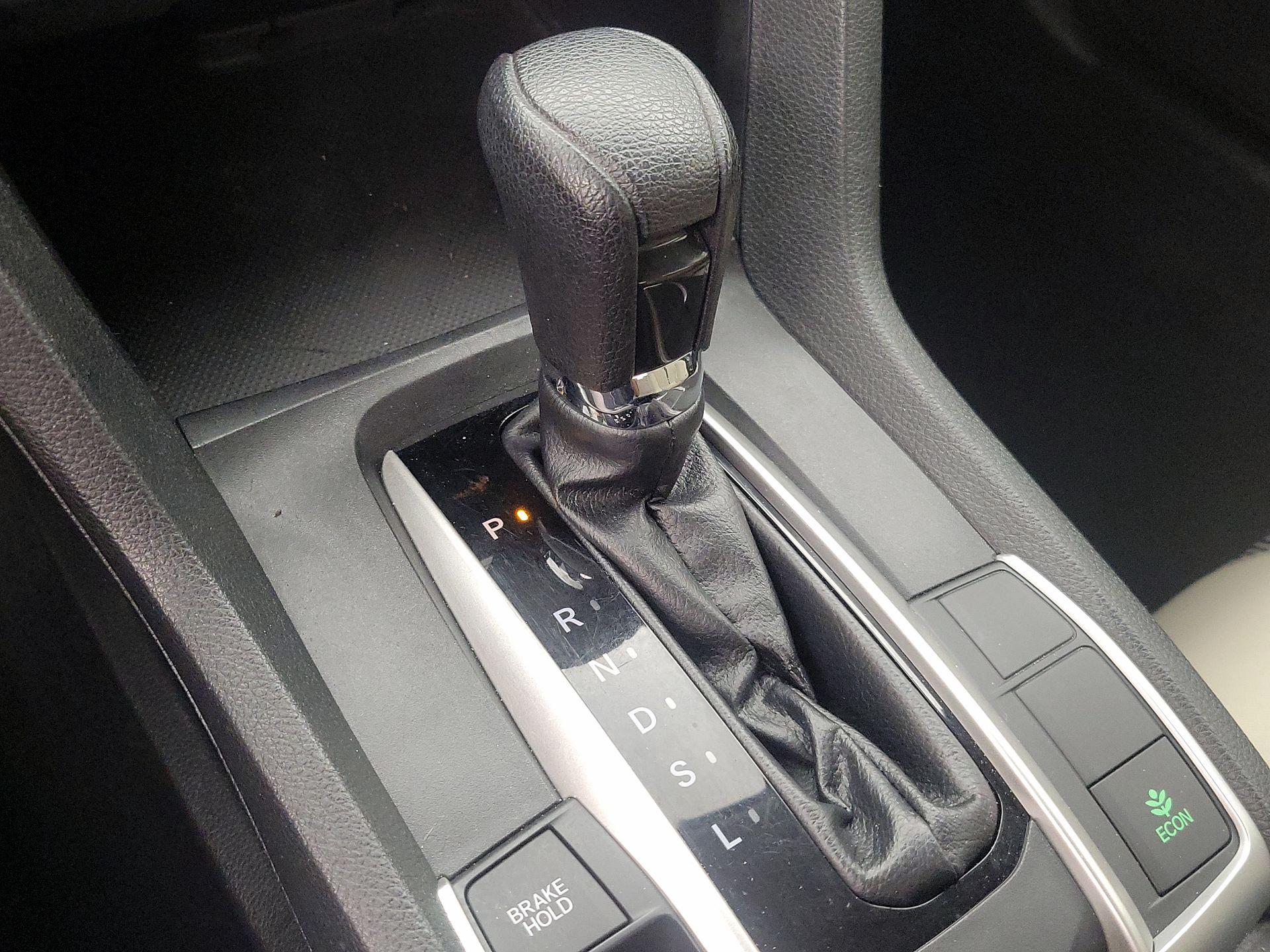 Thumbnail: 2017 Honda Civic - 17