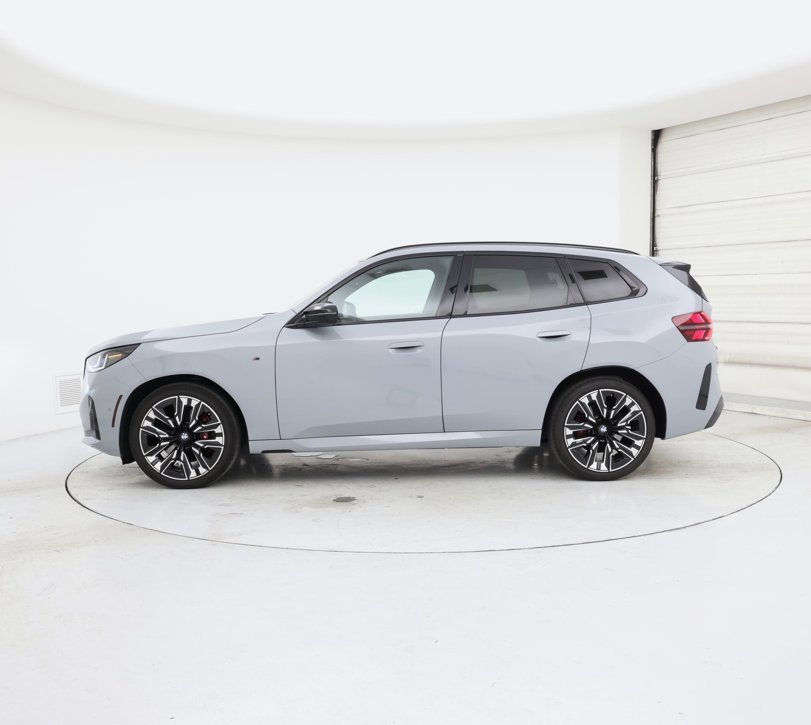 Thumbnail: 2025 BMW X3 - 3