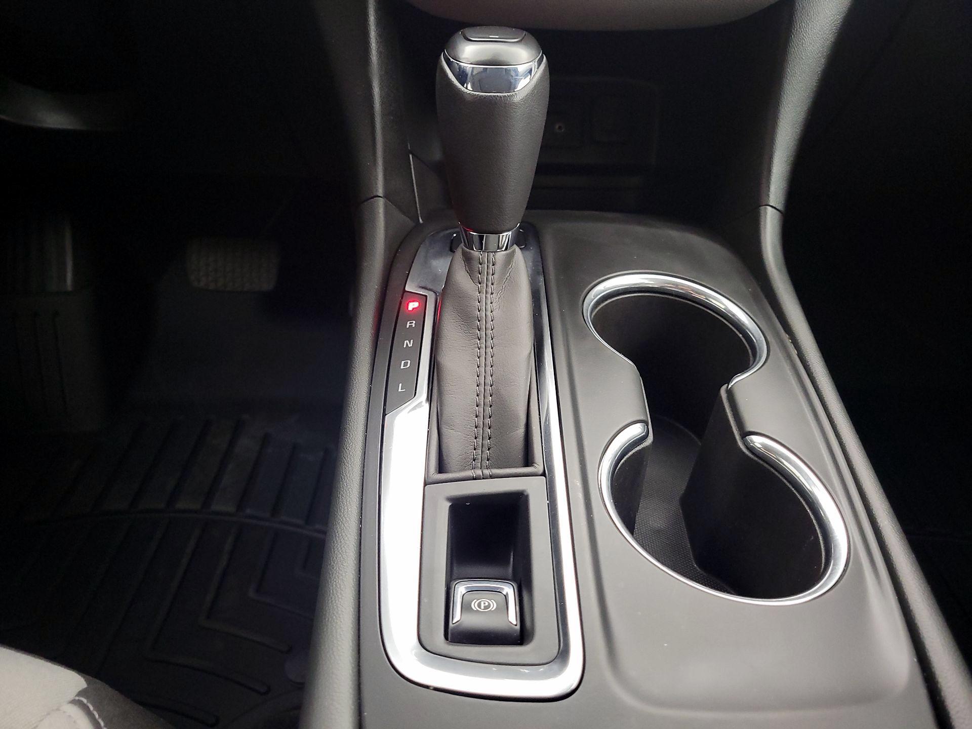 Thumbnail: 2019 Chevrolet Equinox - 18