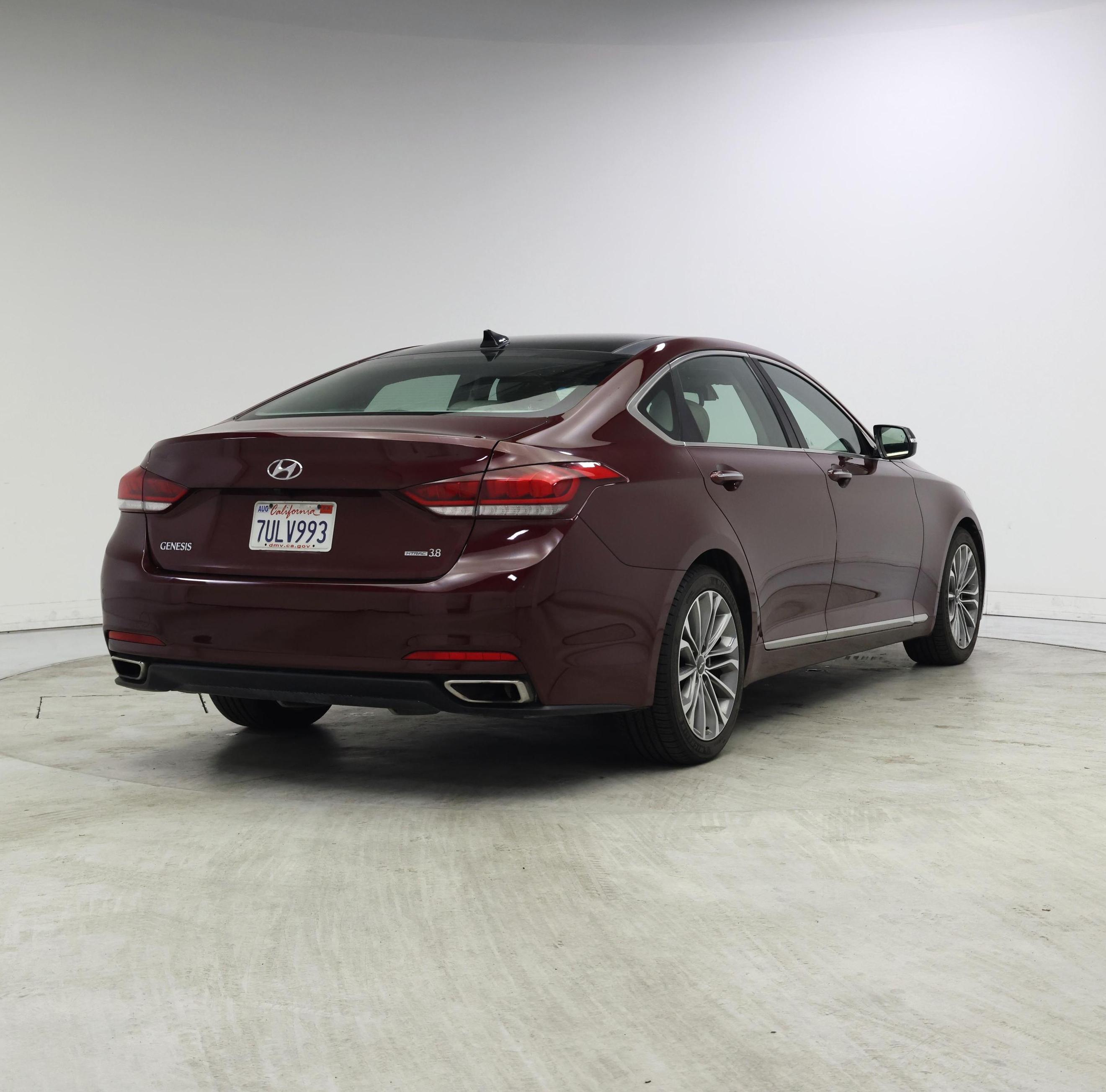 Thumbnail: 2015 Hyundai Genesis - 8