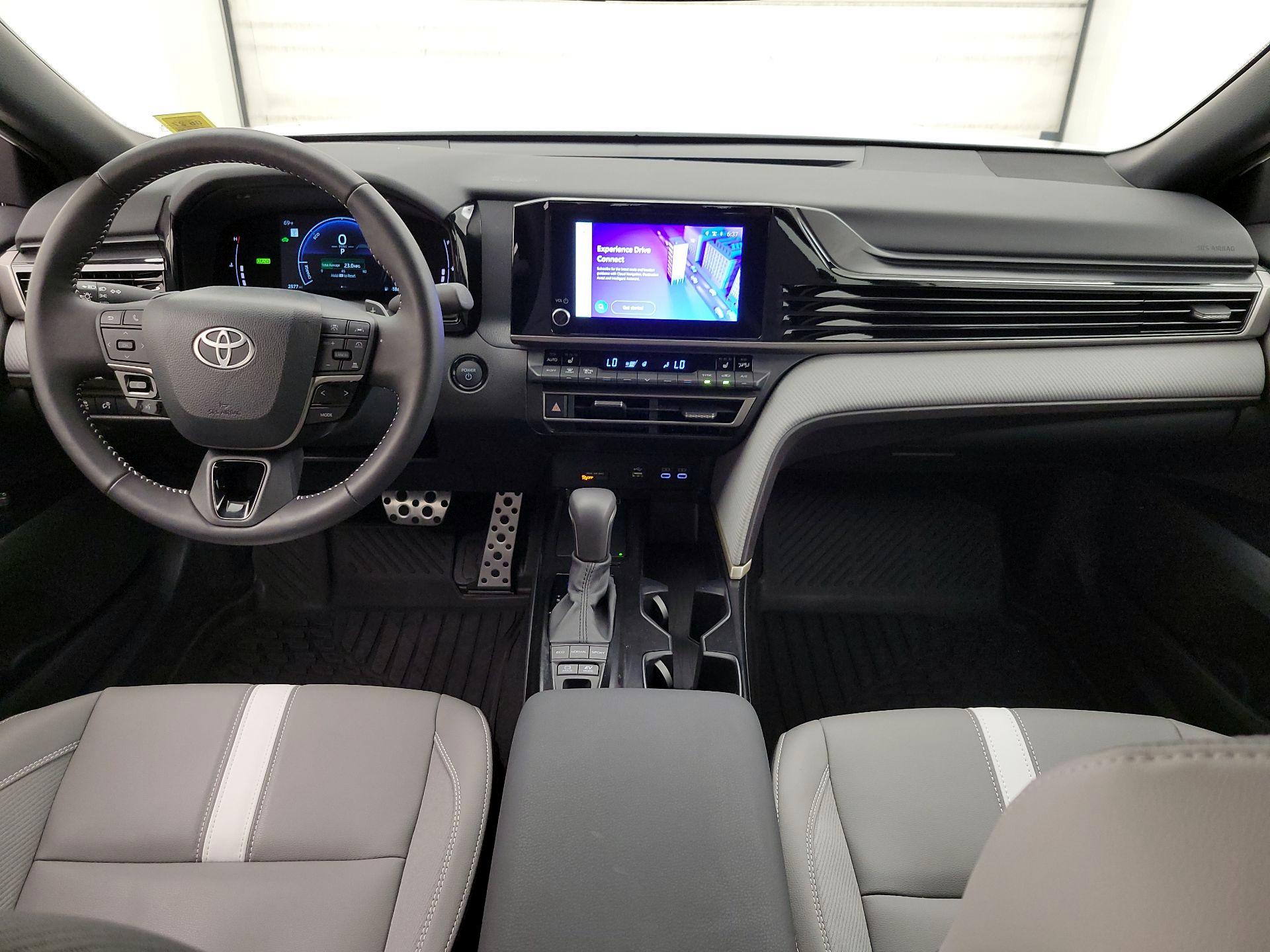 Thumbnail: 2025 Toyota Camry - 9