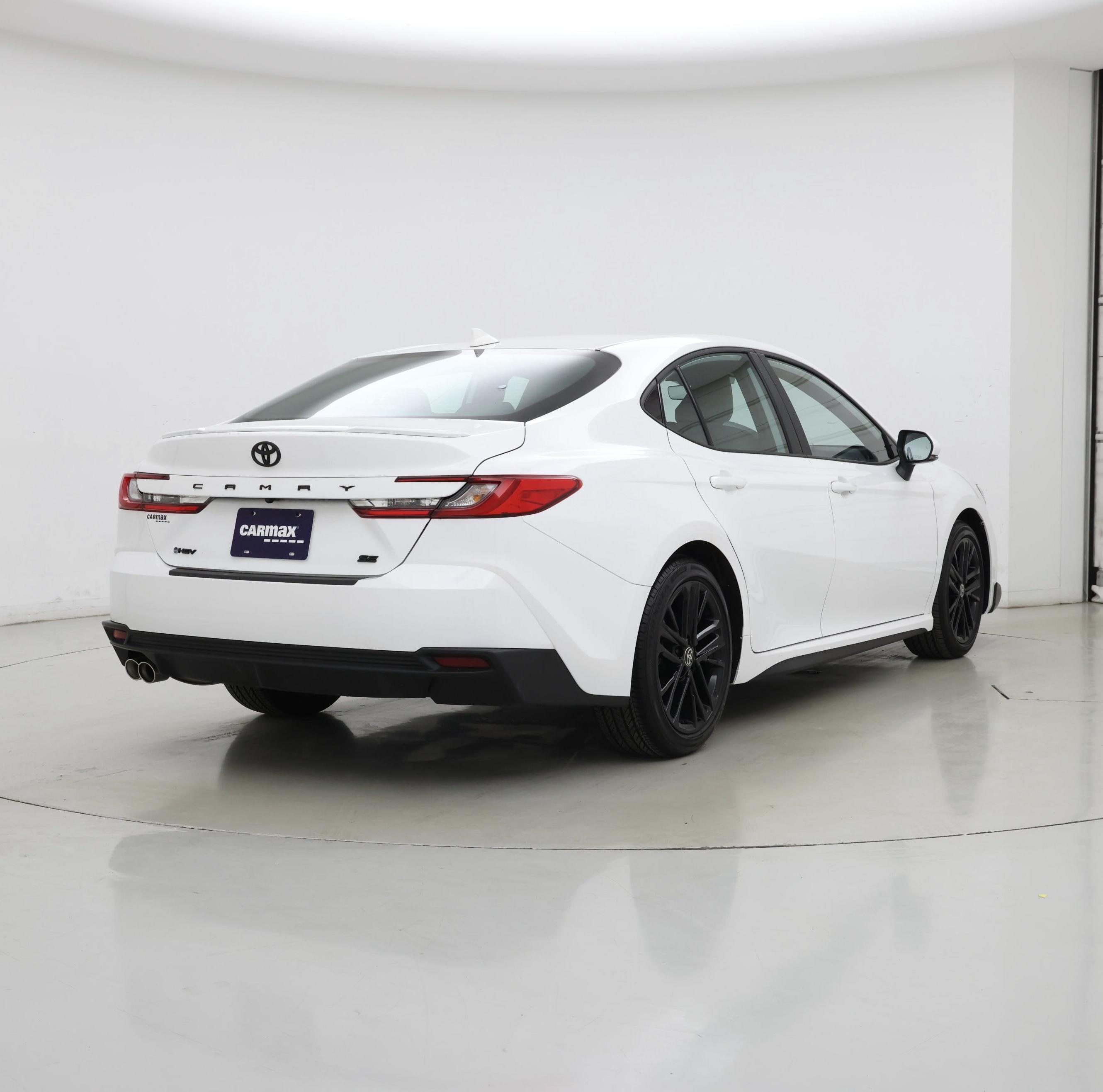Thumbnail: 2025 Toyota Camry - 8