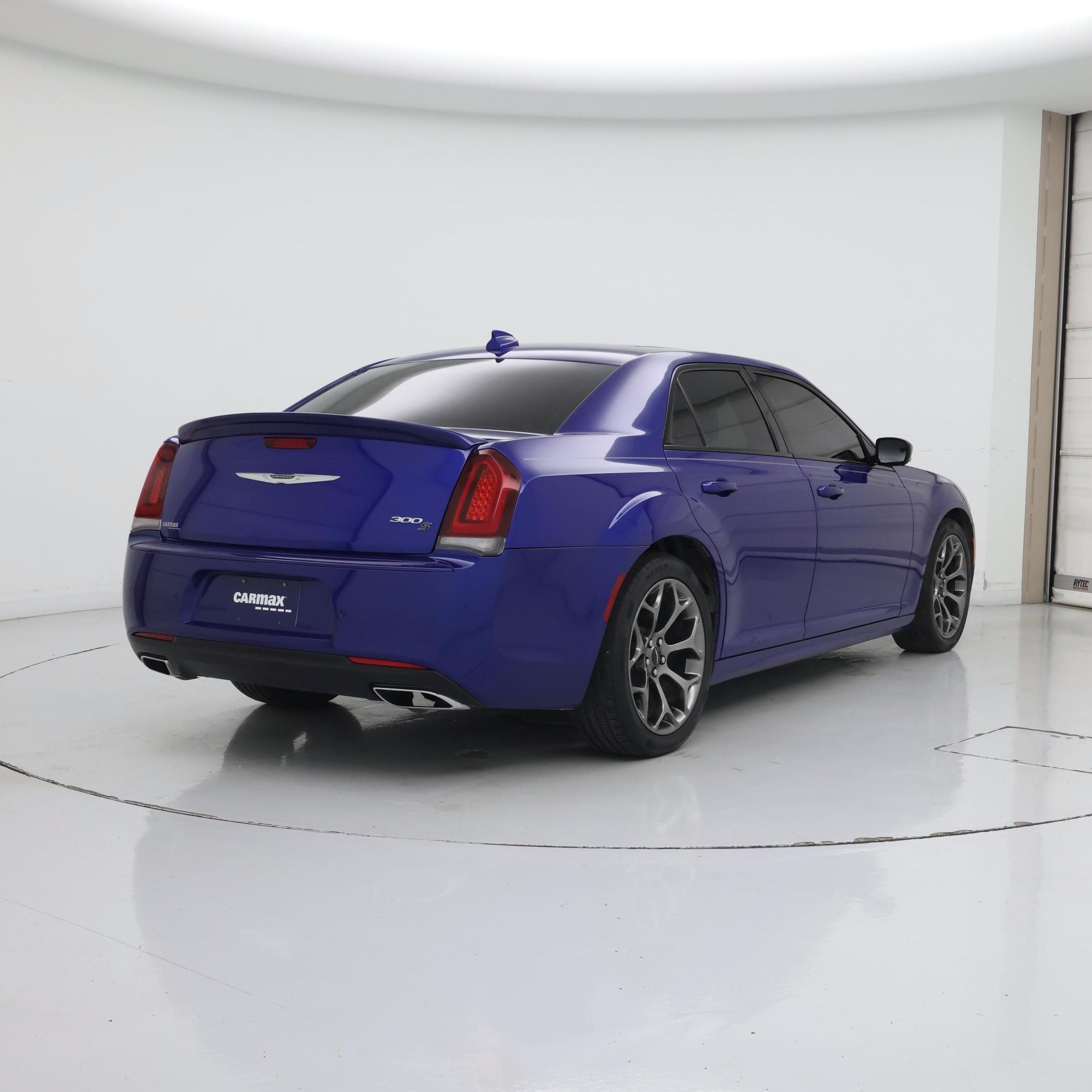 Thumbnail: 2018 Chrysler 300 - 8