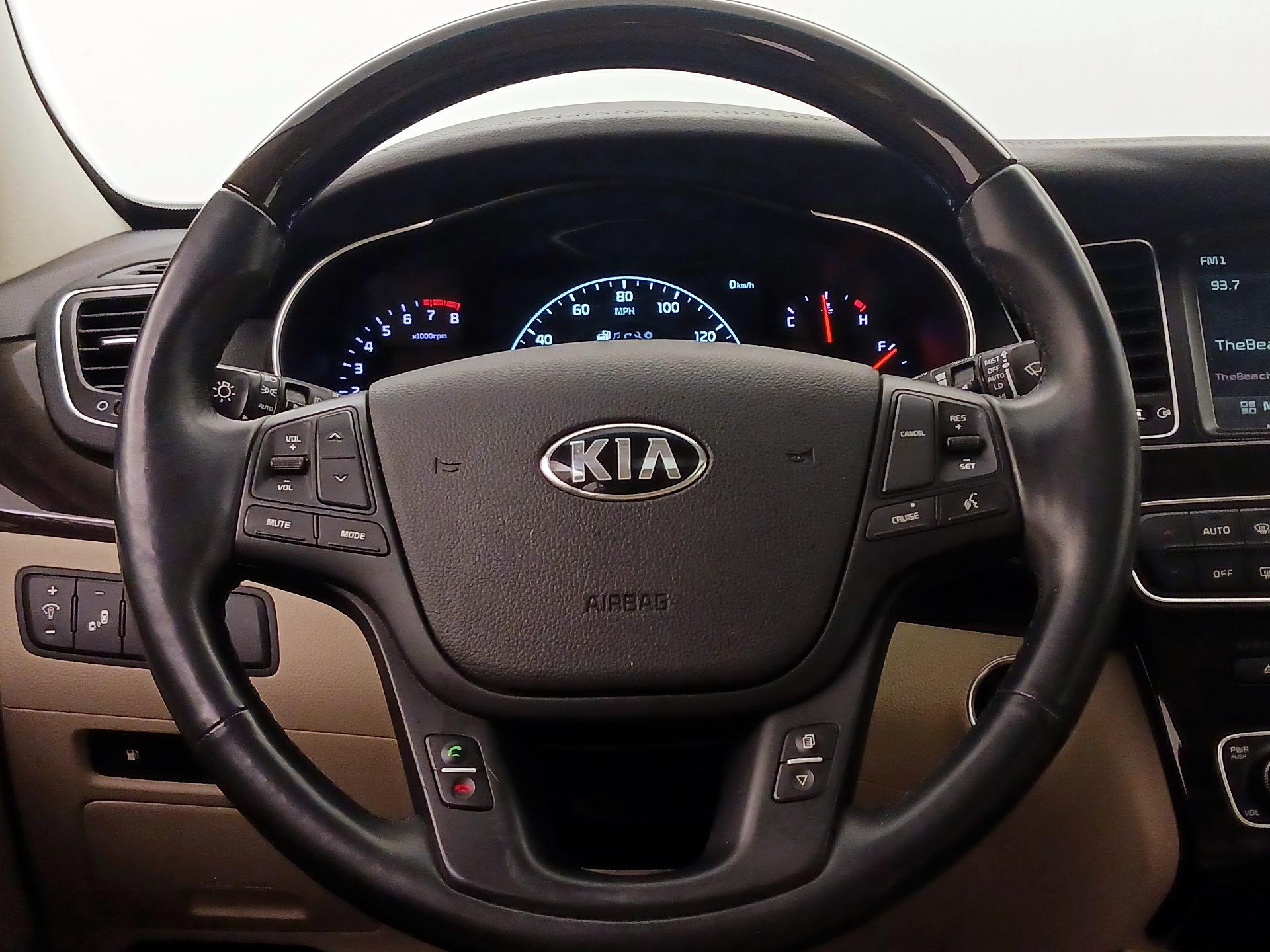 Thumbnail: 2016 Kia Cadenza - 10