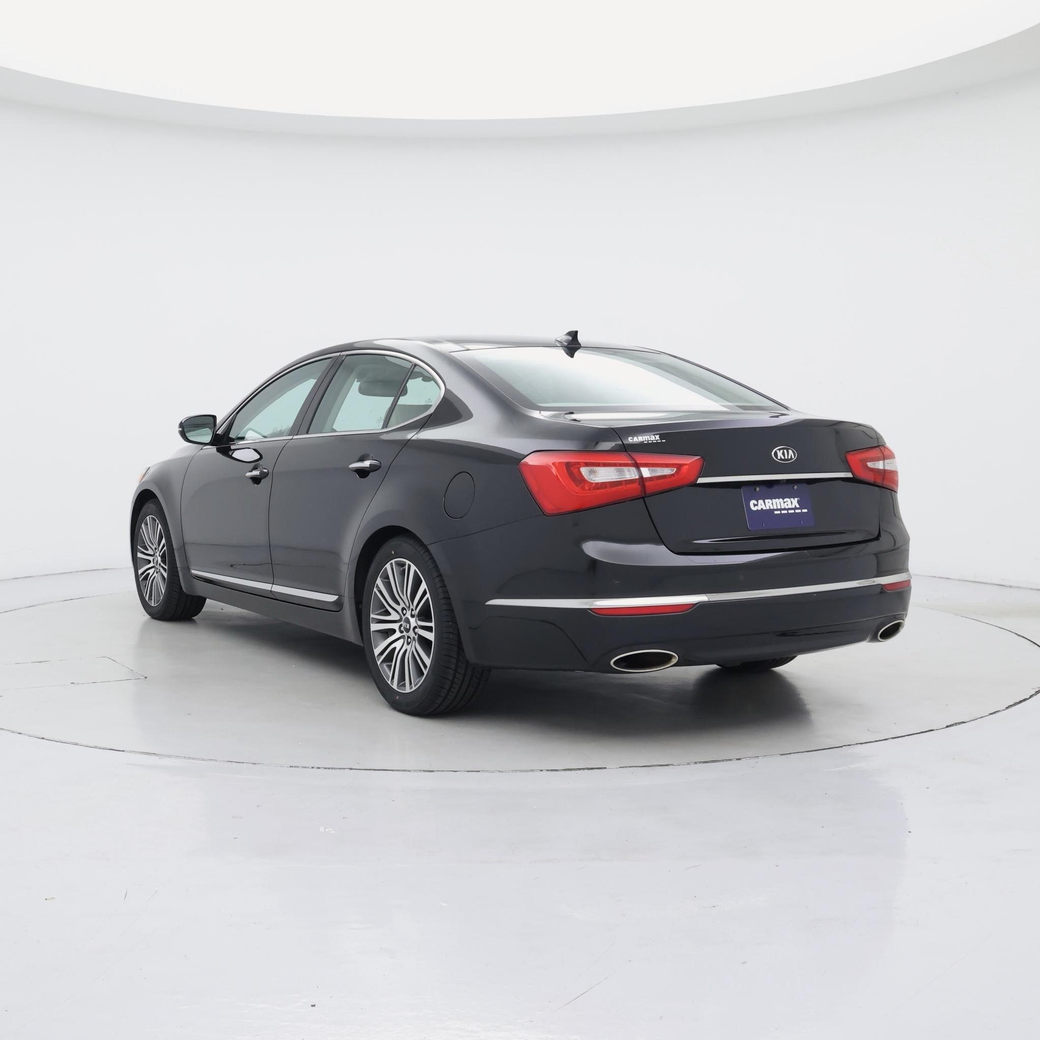 Thumbnail: 2016 Kia Cadenza - 2