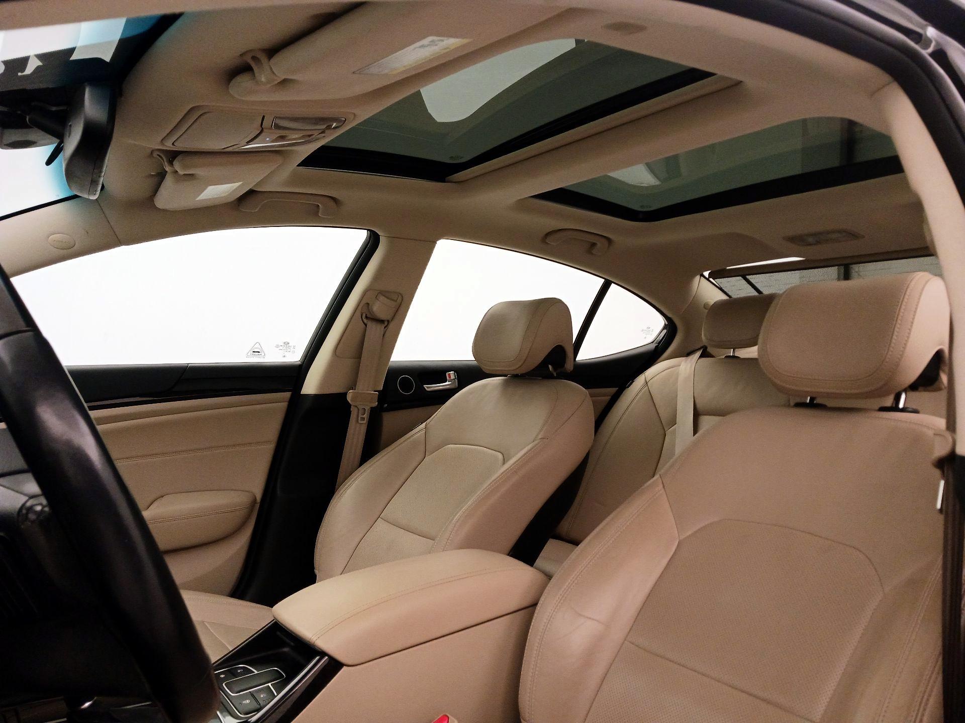 Thumbnail: 2016 Kia Cadenza - 20