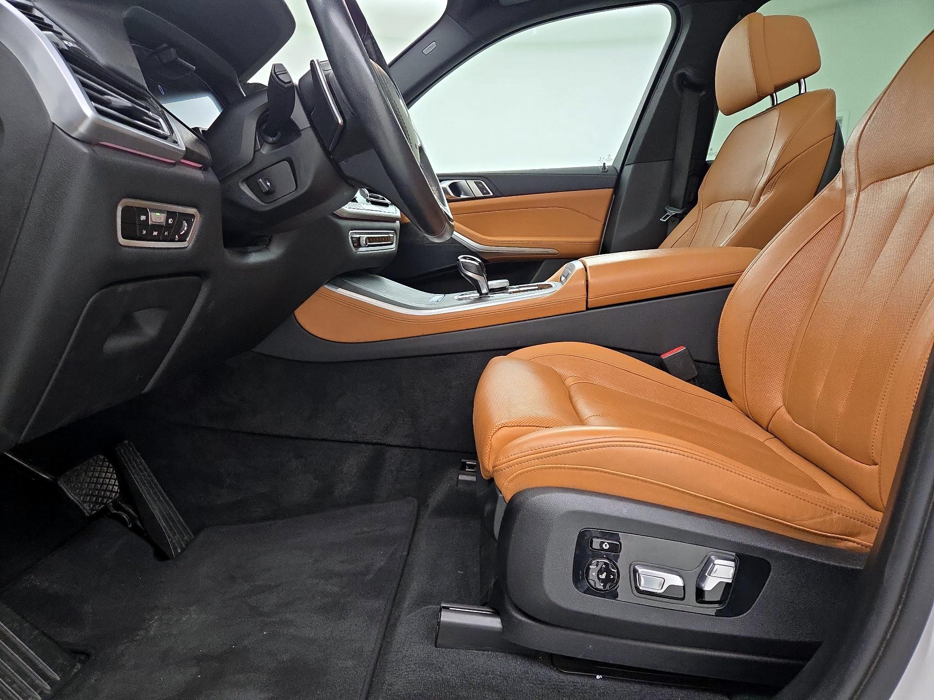 Thumbnail: 2022 BMW X5 - 11