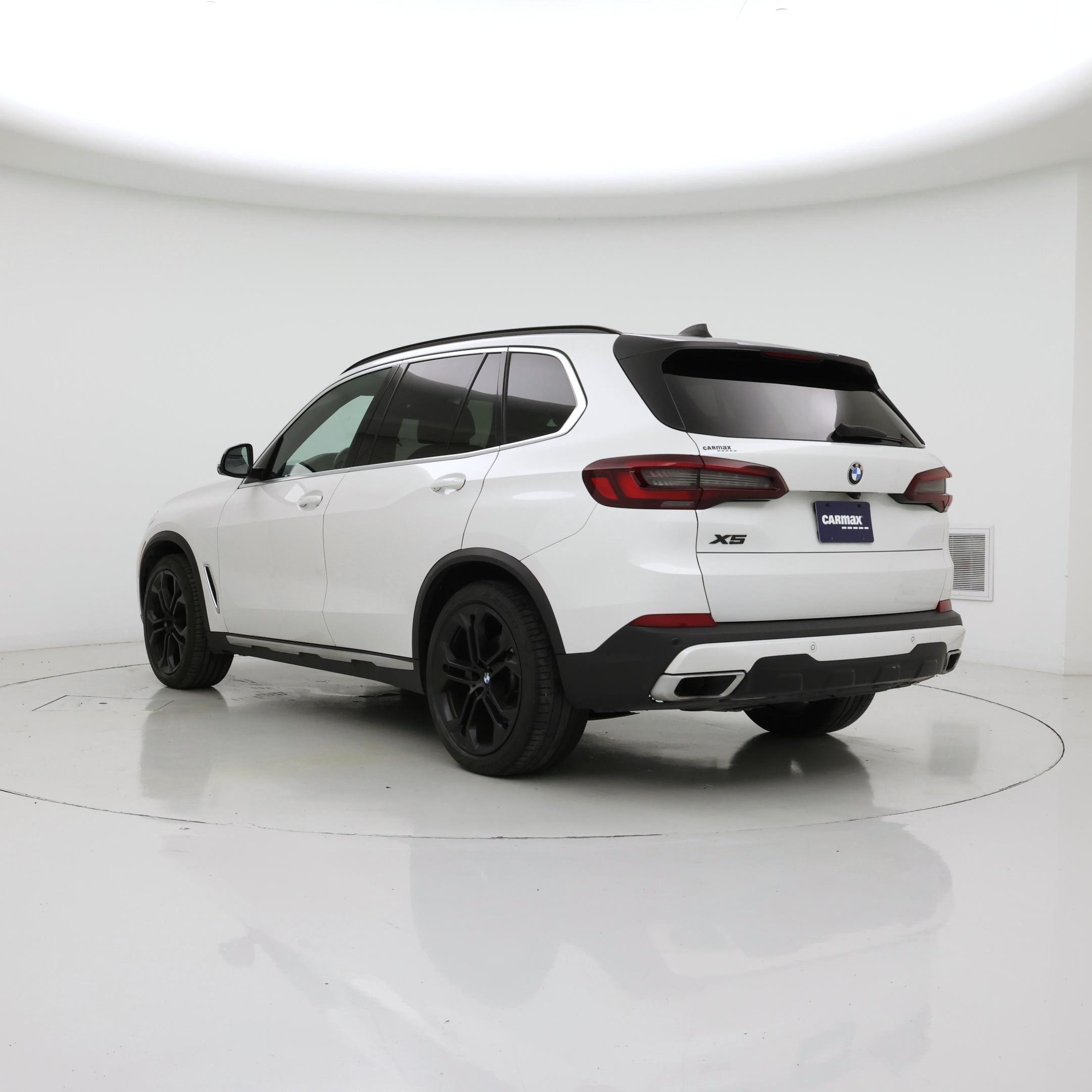 Thumbnail: 2022 BMW X5 - 2