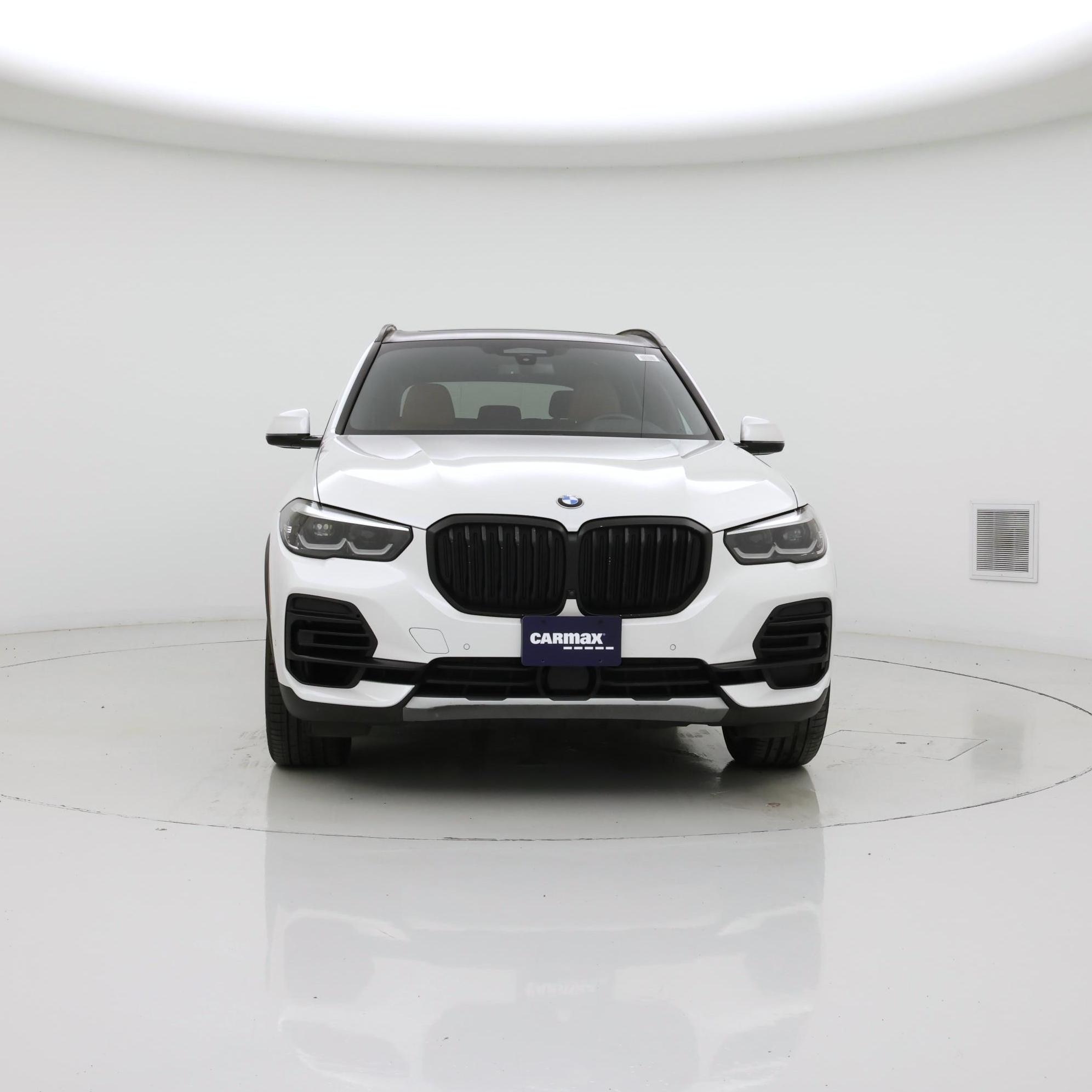 Thumbnail: 2022 BMW X5 - 5