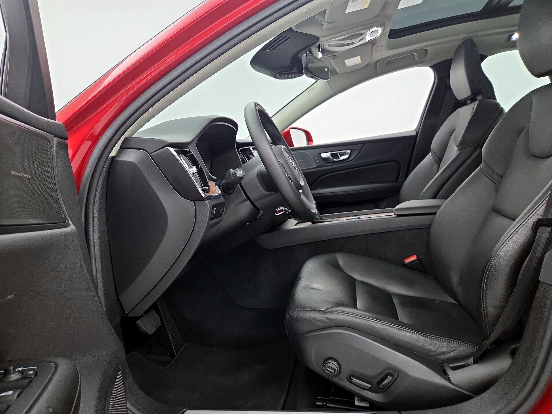 Thumbnail: 2019 Volvo S60 - 11