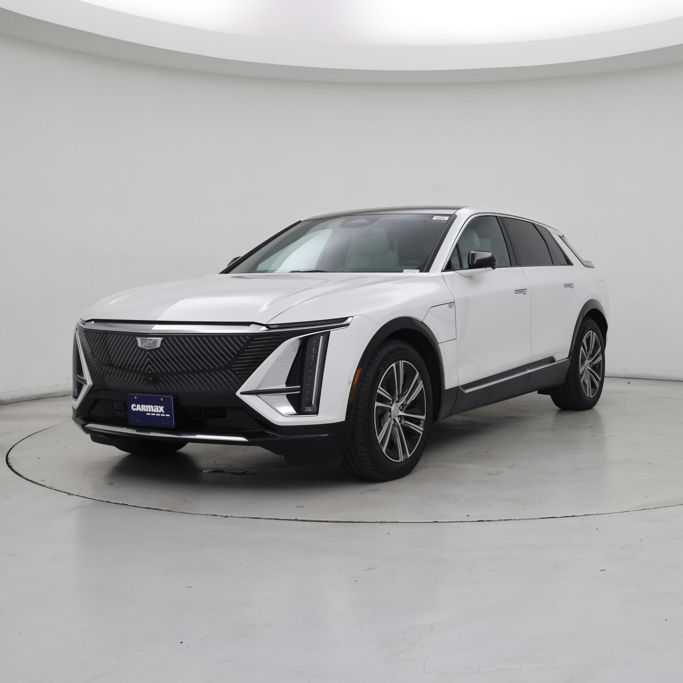 Thumbnail: 2024 Cadillac Lyriq - 4