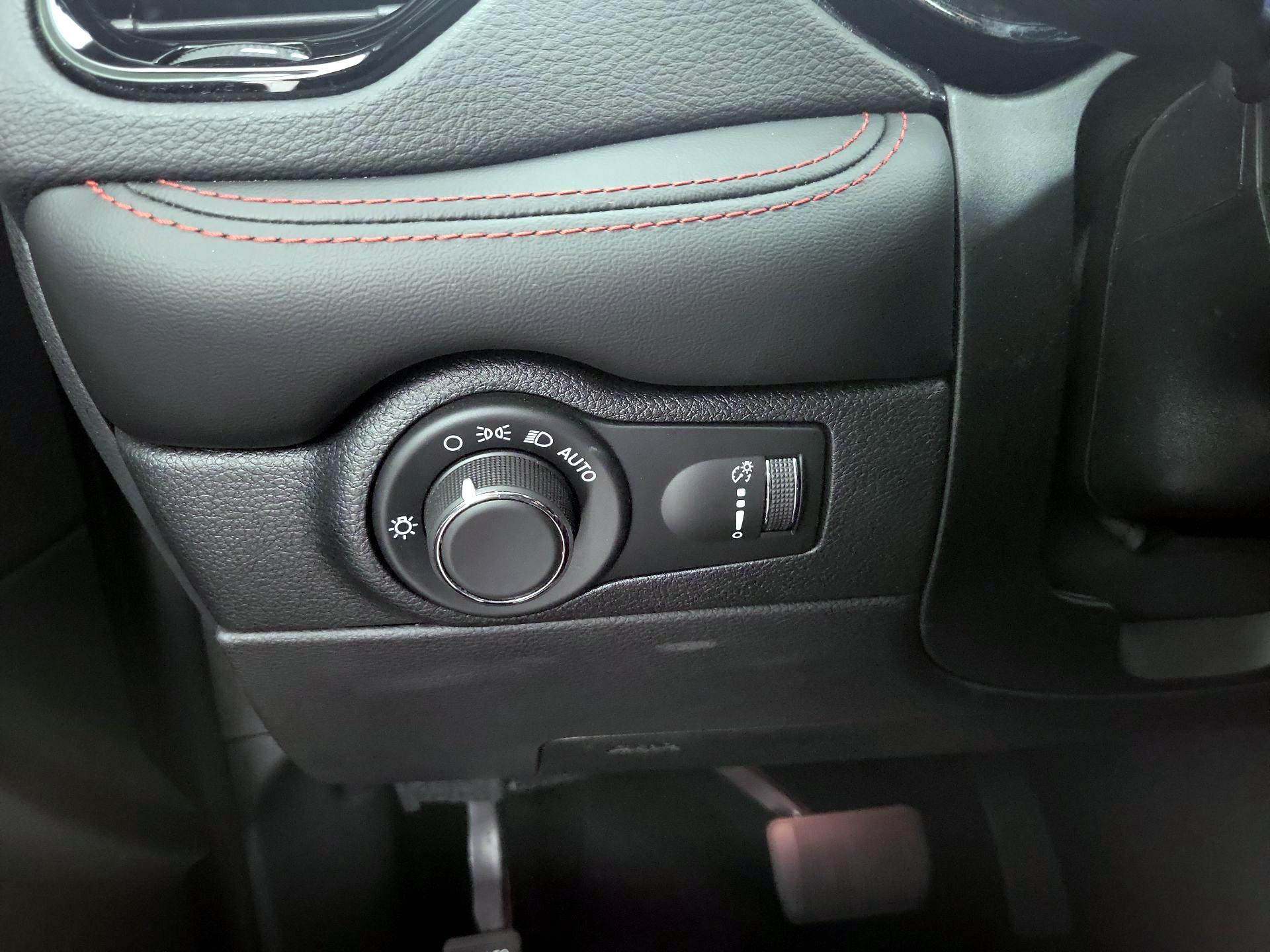 Thumbnail: 2024 Dodge Durango - 13