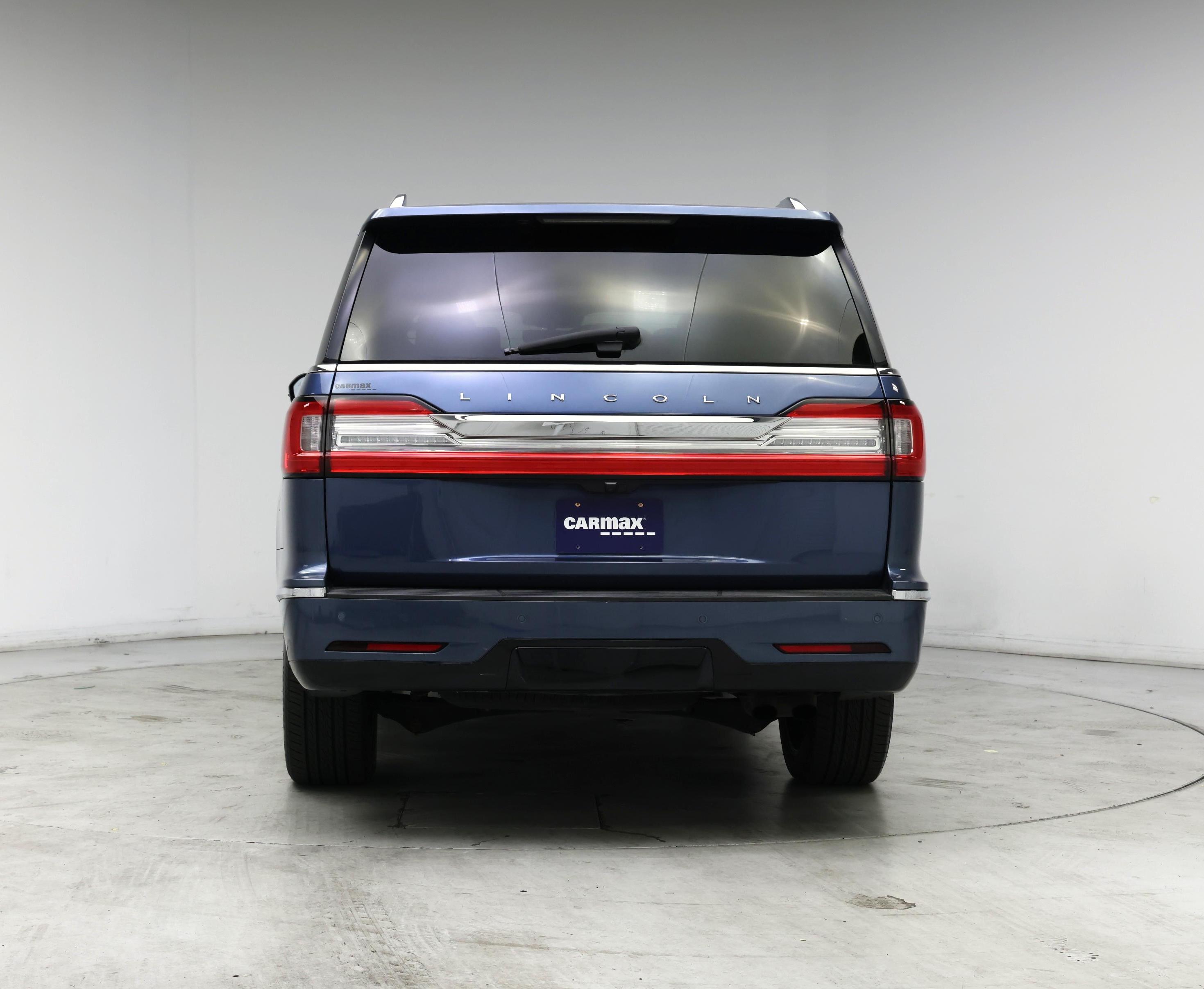 Thumbnail: 2019 Lincoln Navigator L - 6