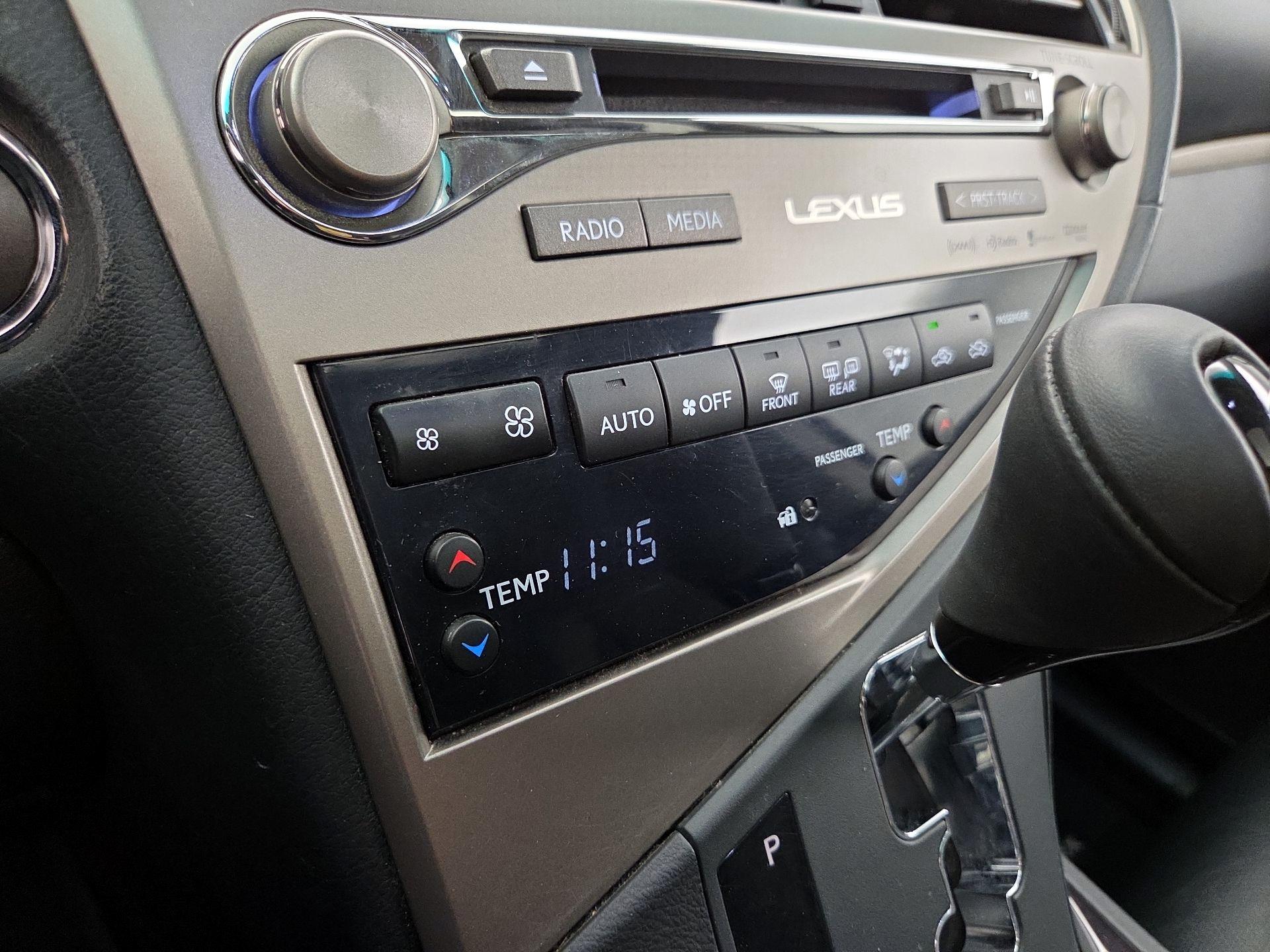 Thumbnail: 2015 Lexus RX - 16