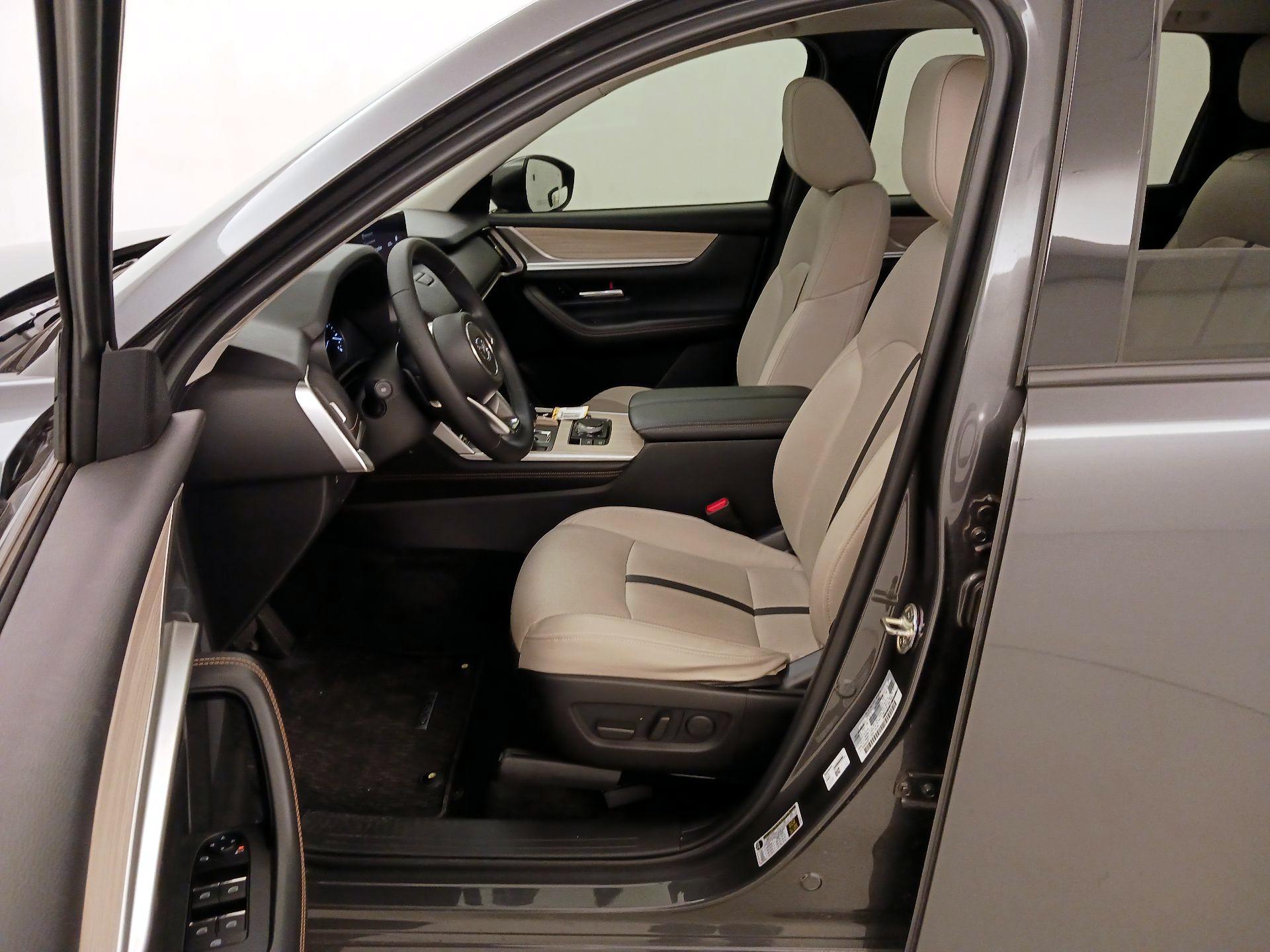 Thumbnail: 2024 Mazda CX-90 - 11