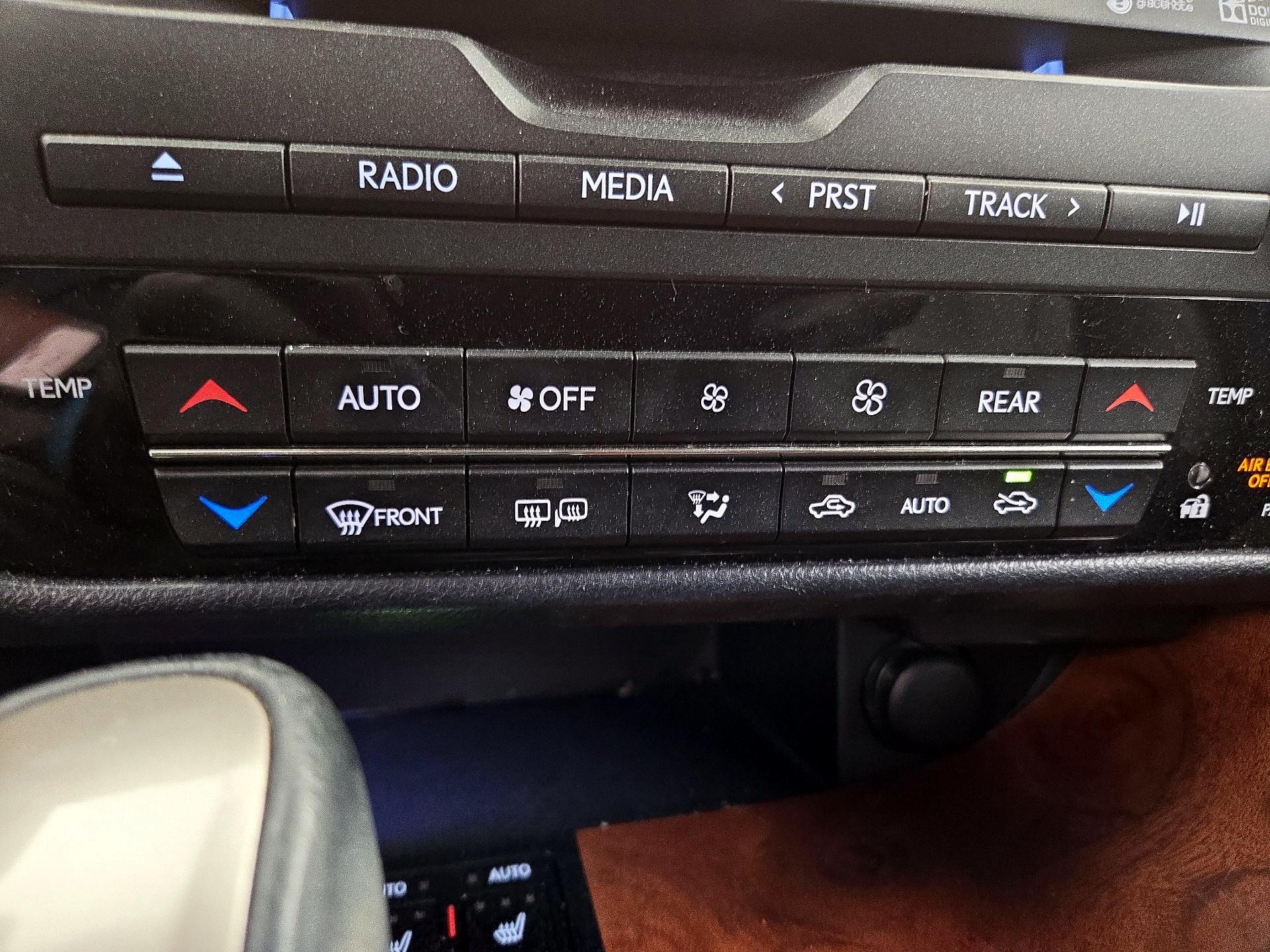 Thumbnail: 2019 Lexus RX - 17