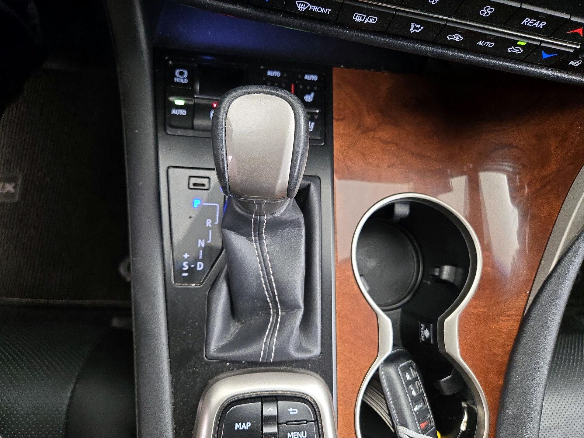 Thumbnail: 2019 Lexus RX - 18