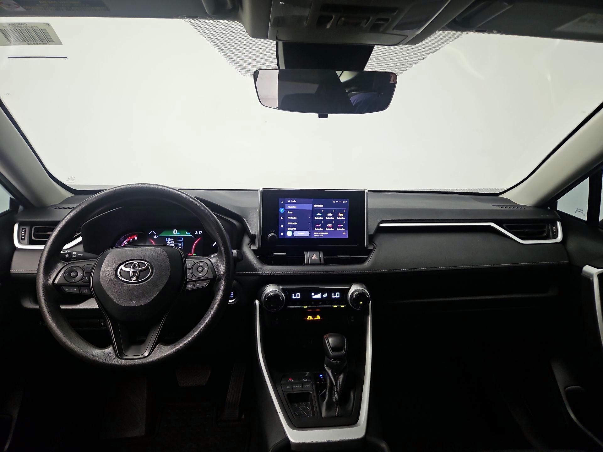 Thumbnail: 2023 Toyota RAV4 - 9