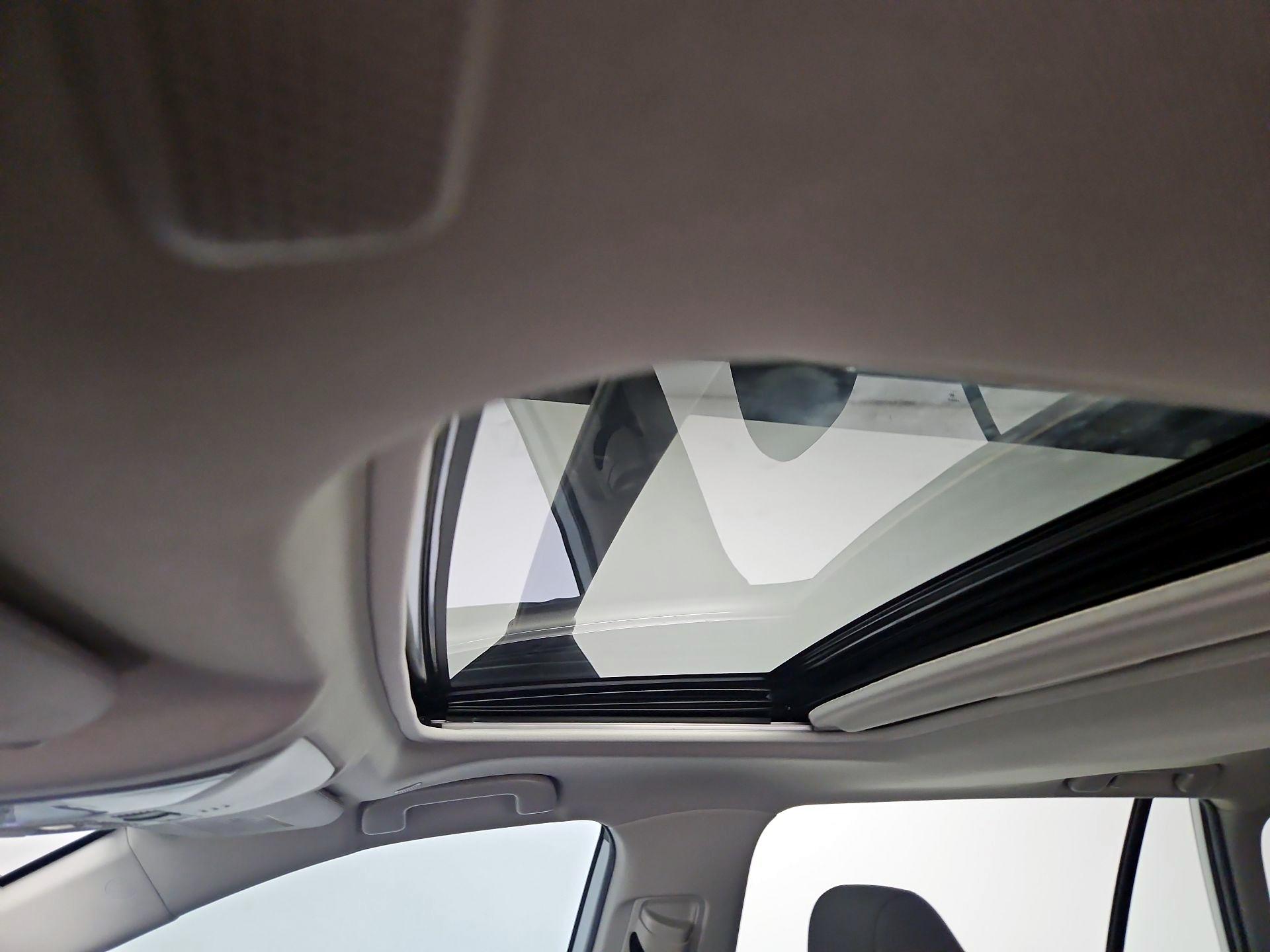 Thumbnail: 2023 Toyota RAV4 - 19