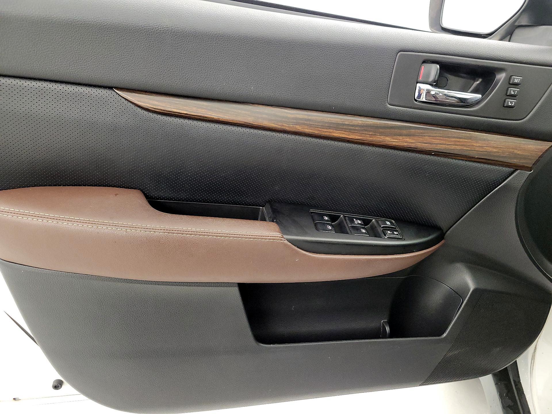 Thumbnail: 2014 Subaru Outback - 12