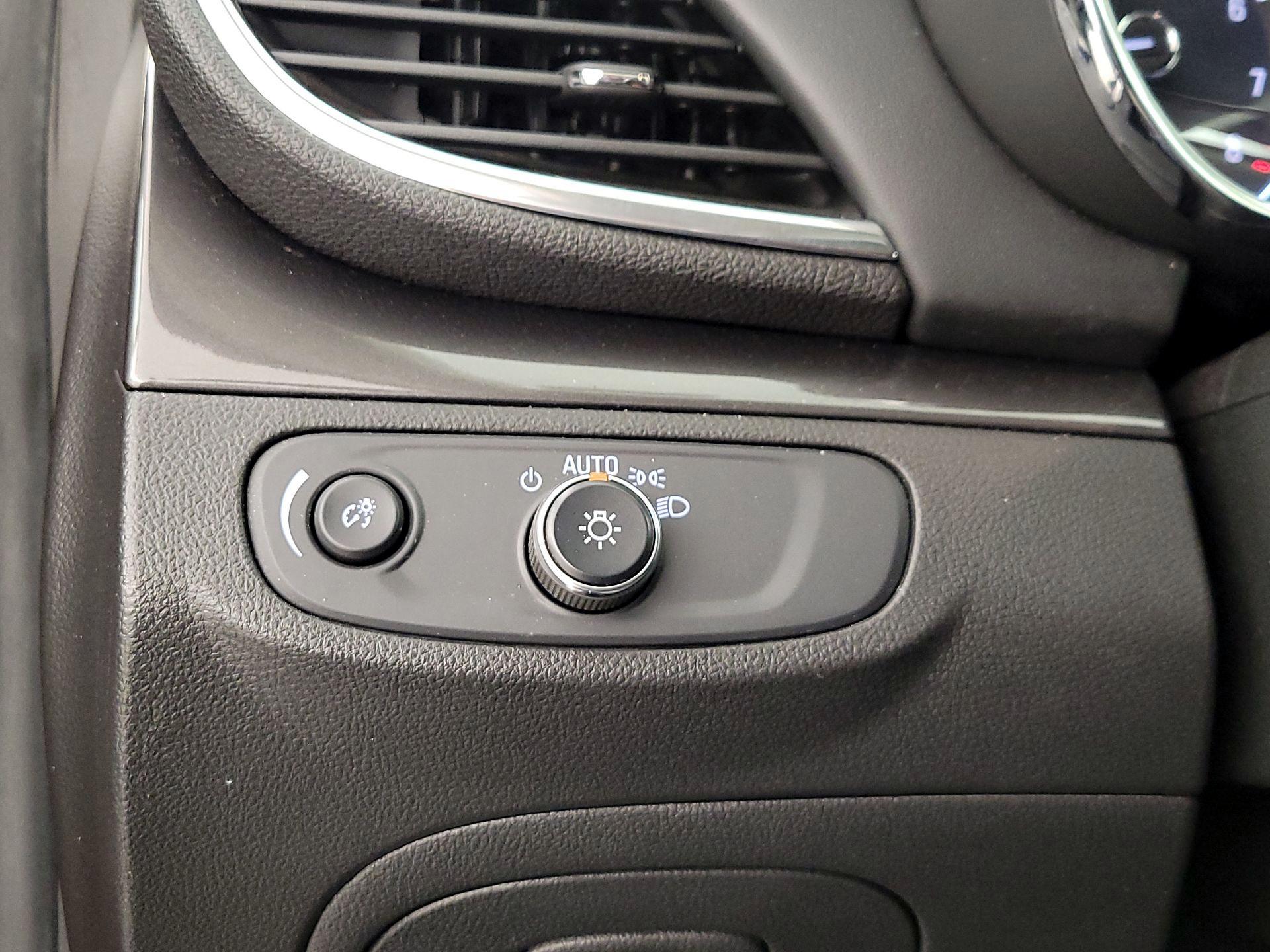 Thumbnail: 2018 Buick Encore - 13
