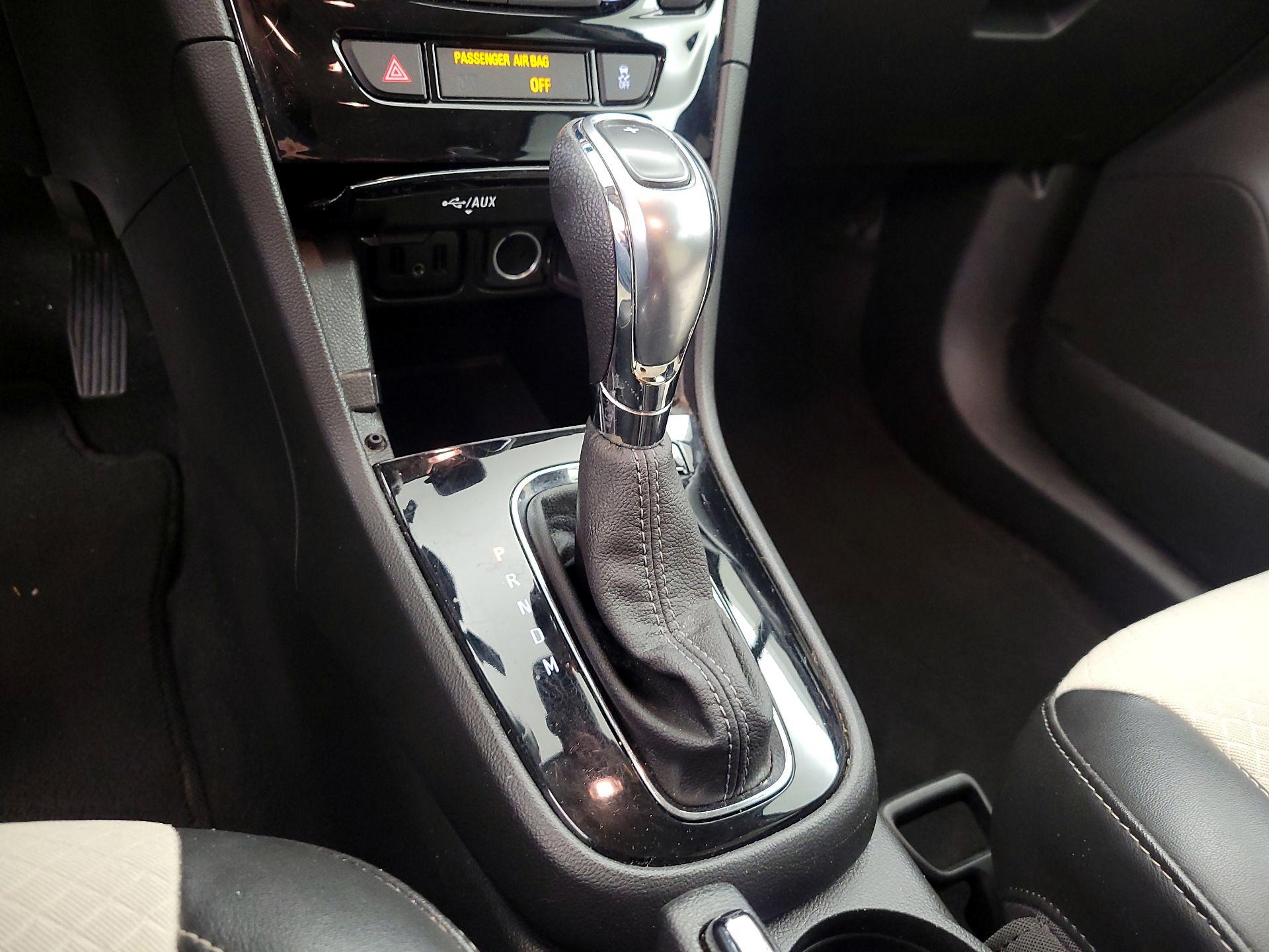 Thumbnail: 2018 Buick Encore - 17