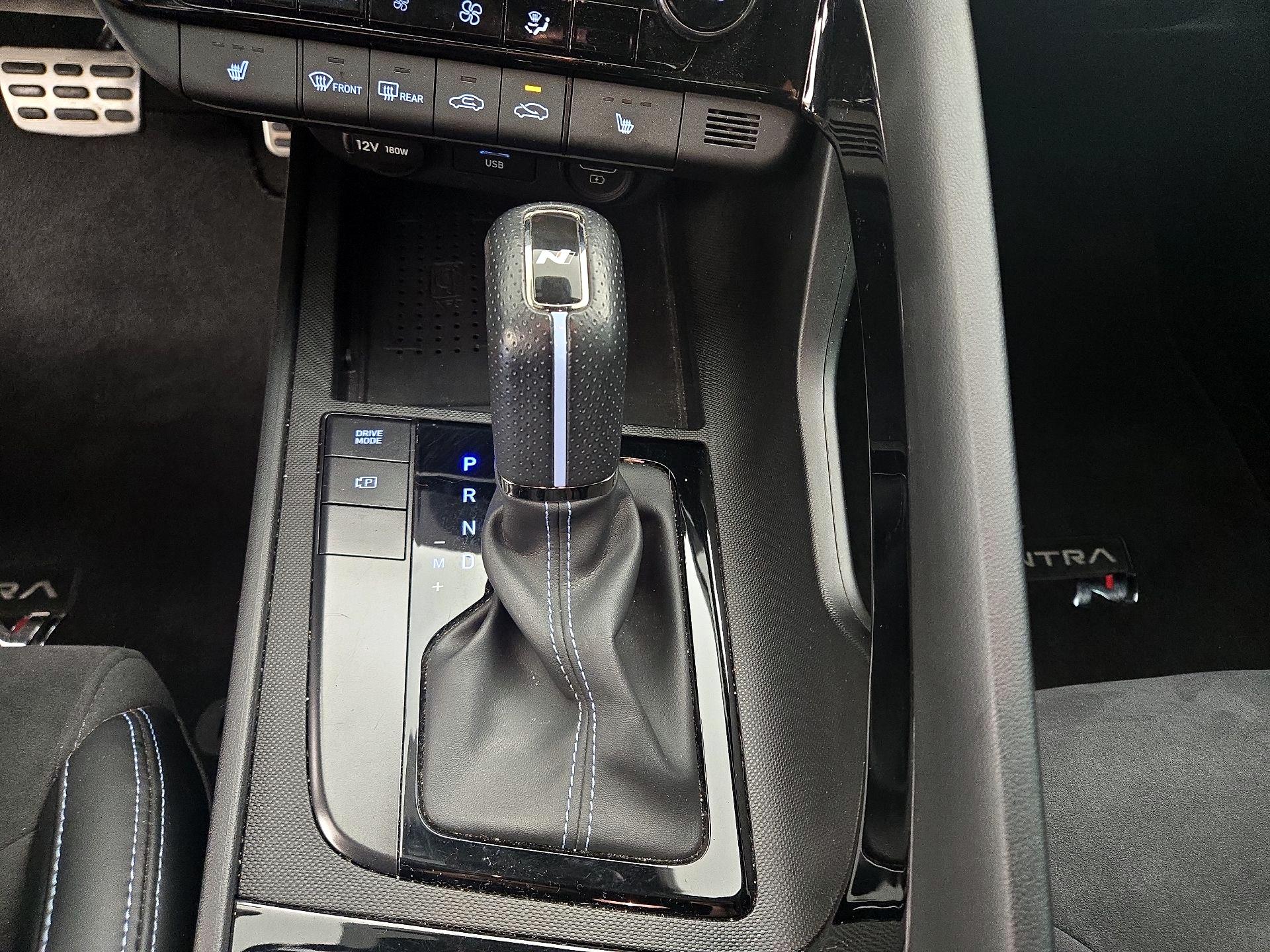 Thumbnail: 2023 Hyundai Elantra - 18