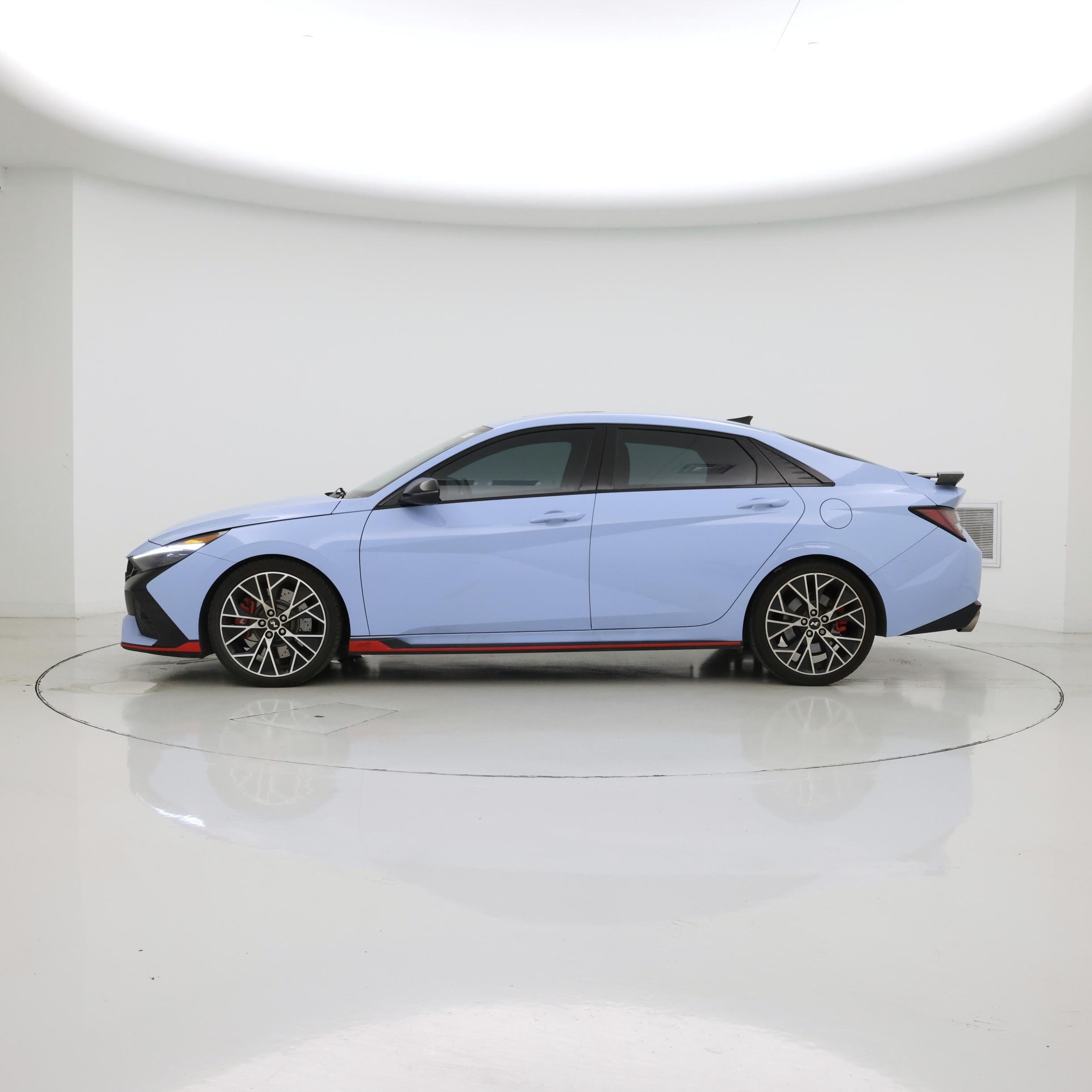 Thumbnail: 2023 Hyundai Elantra - 3