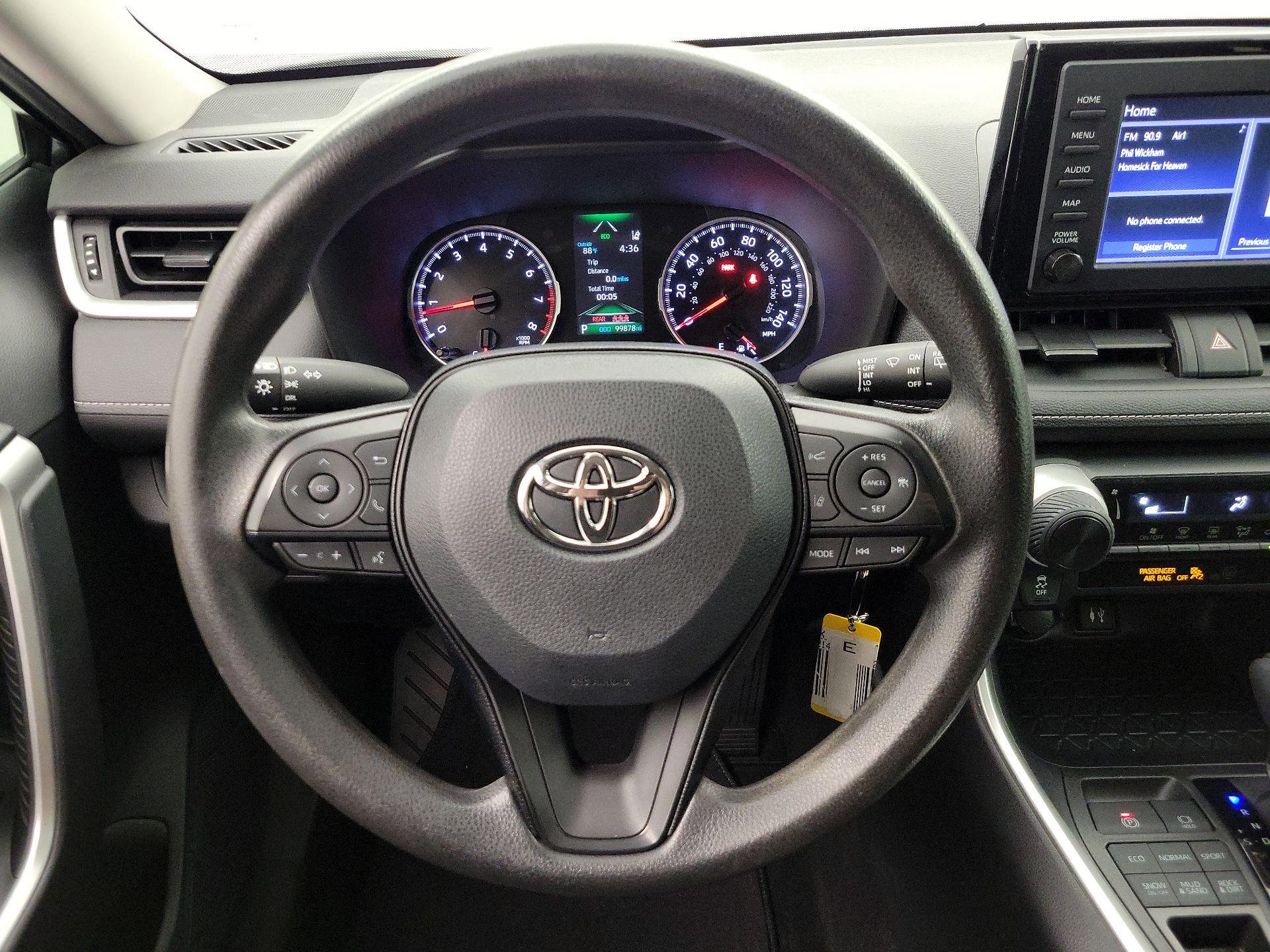 Thumbnail: 2019 Toyota RAV4 - 10
