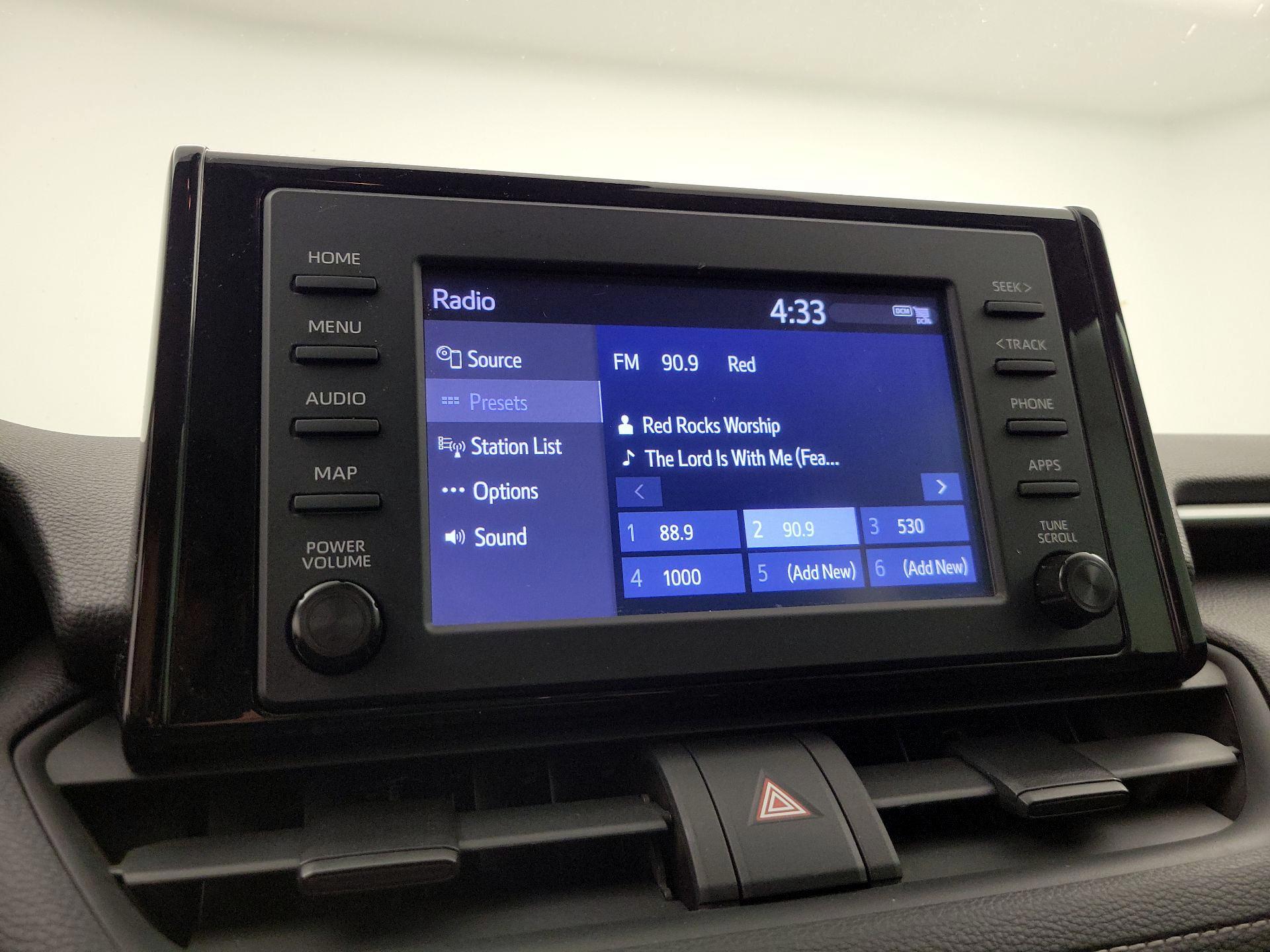 Thumbnail: 2019 Toyota RAV4 - 15