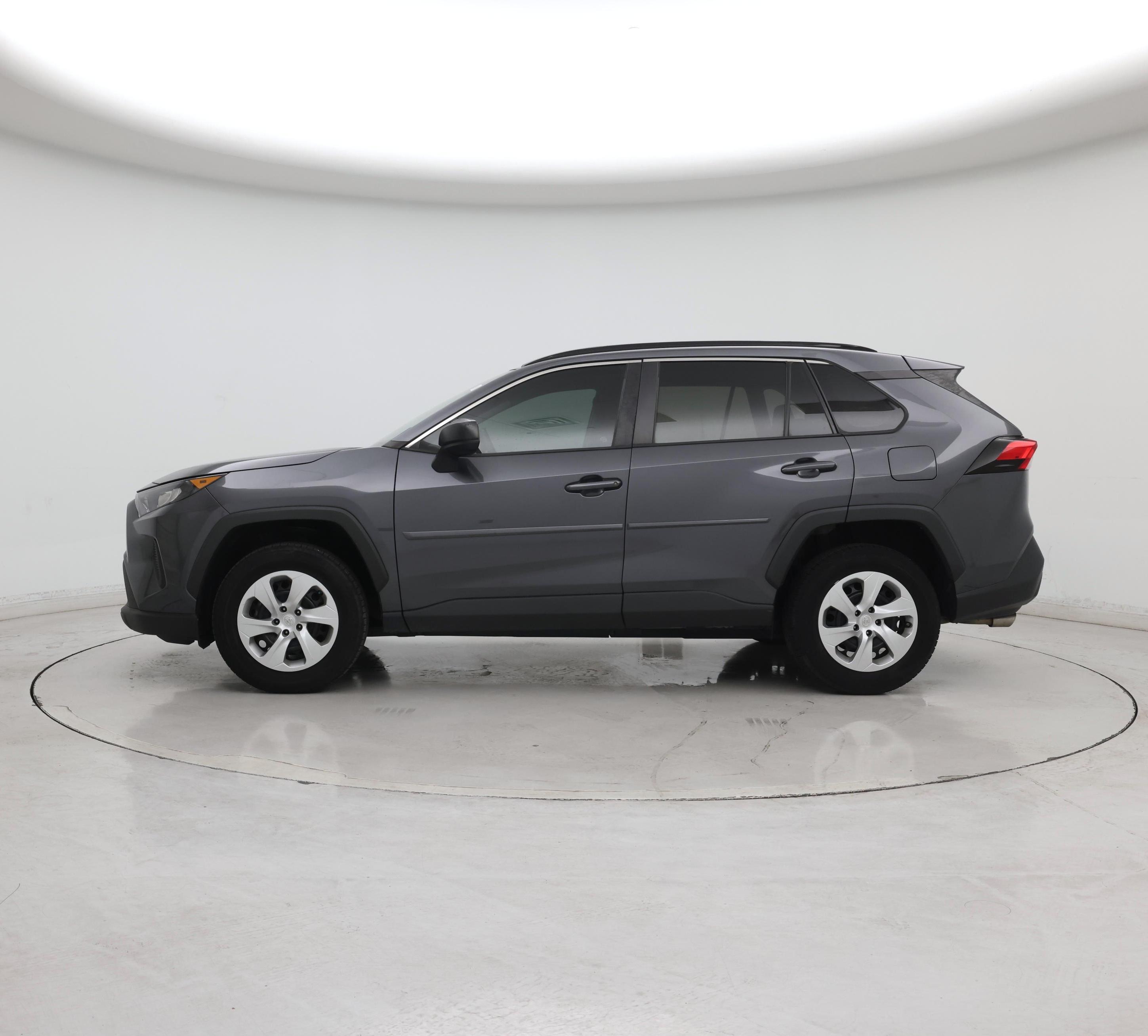 Thumbnail: 2019 Toyota RAV4 - 3