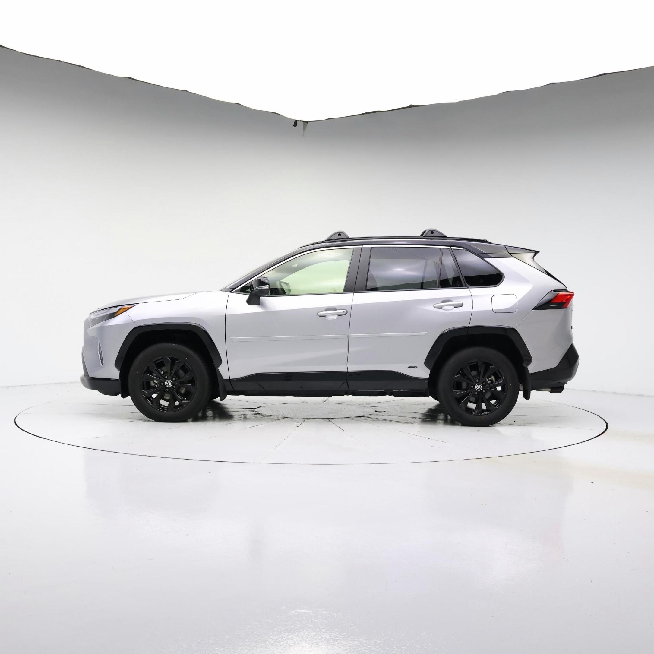 Thumbnail: 2024 Toyota RAV4 - 3
