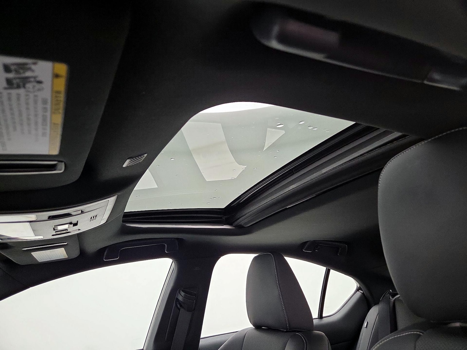 2023 Lexus IS 350 F SPORT - Photo 20
