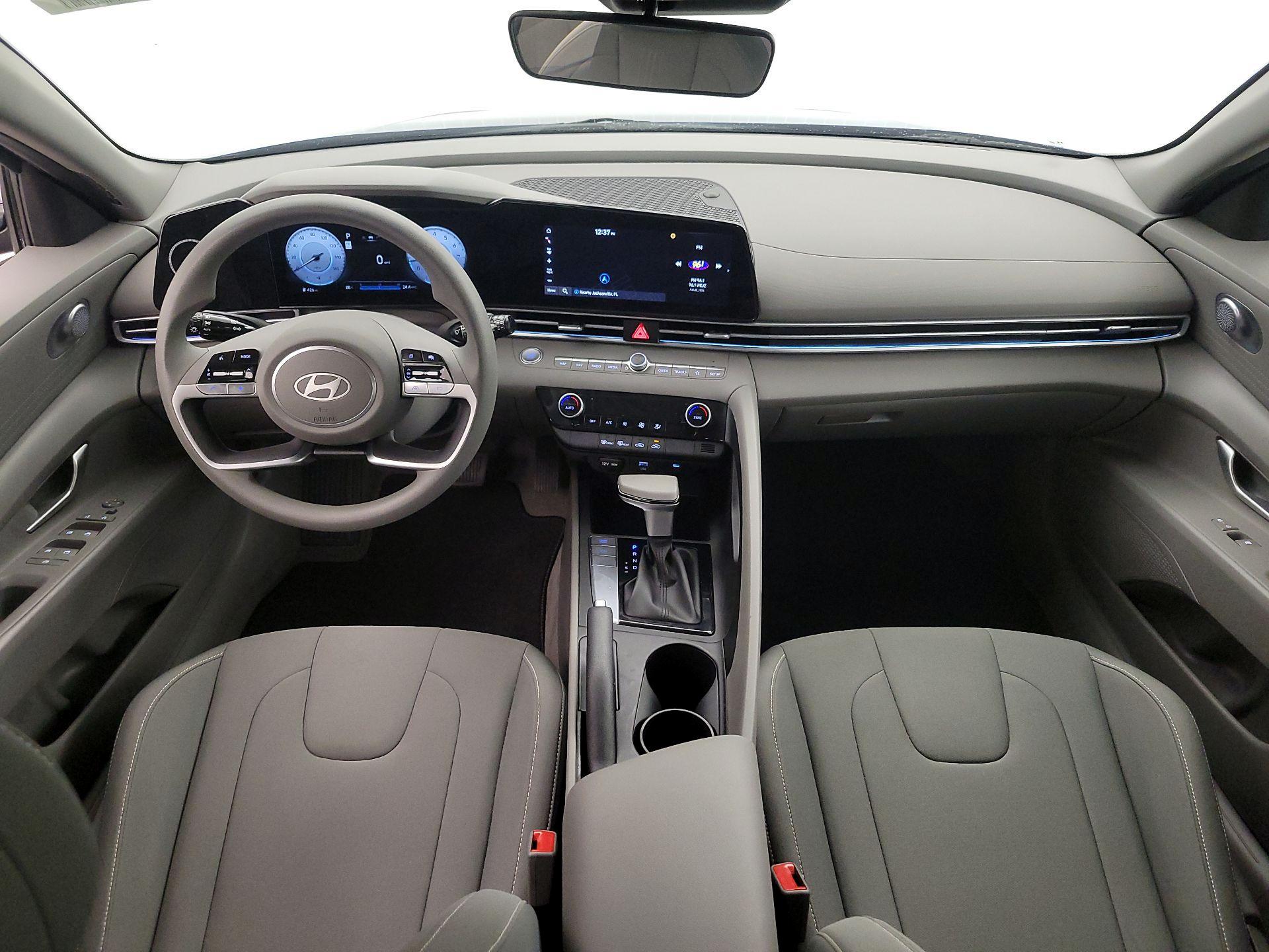 Thumbnail: 2024 Hyundai Elantra - 9