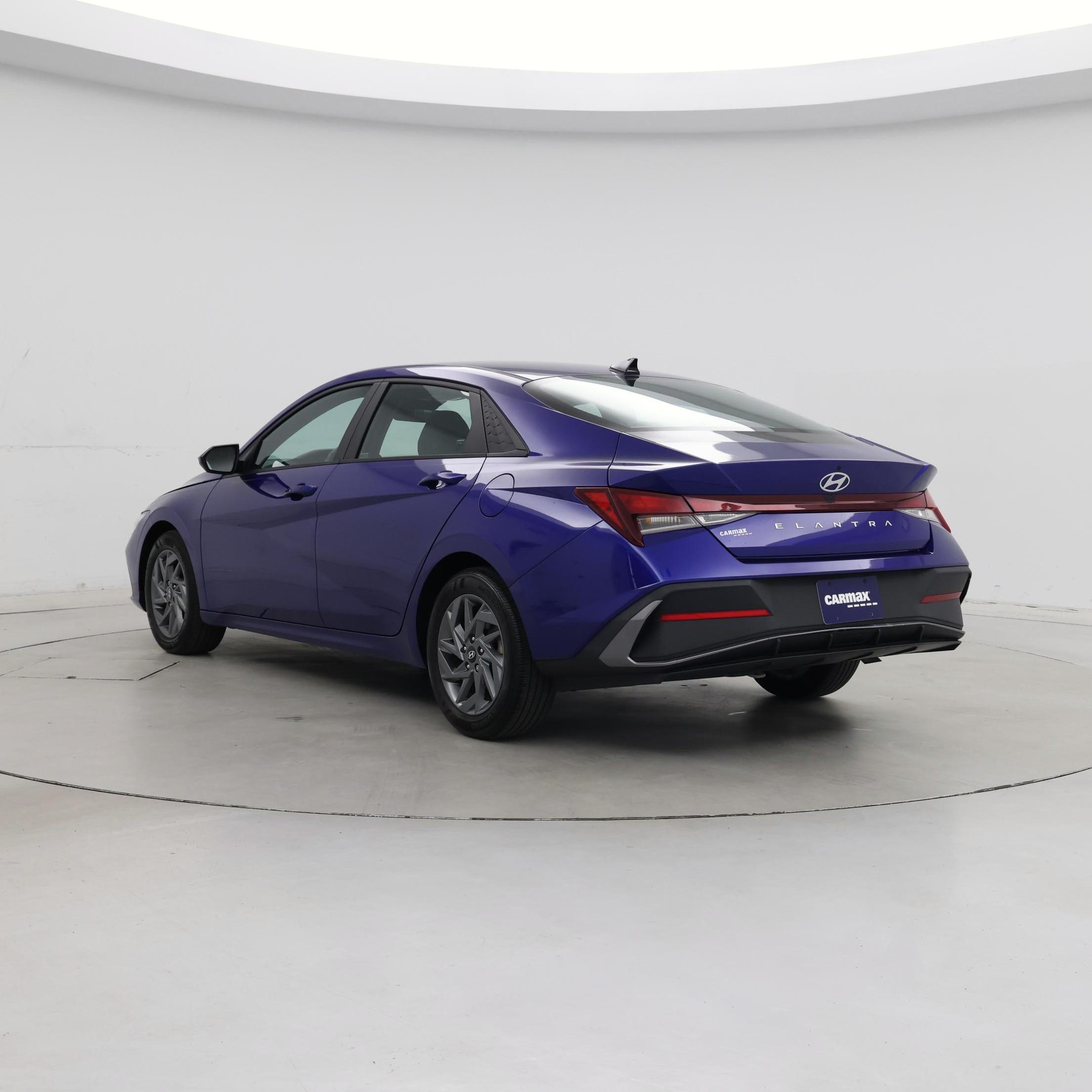 Thumbnail: 2024 Hyundai Elantra - 2