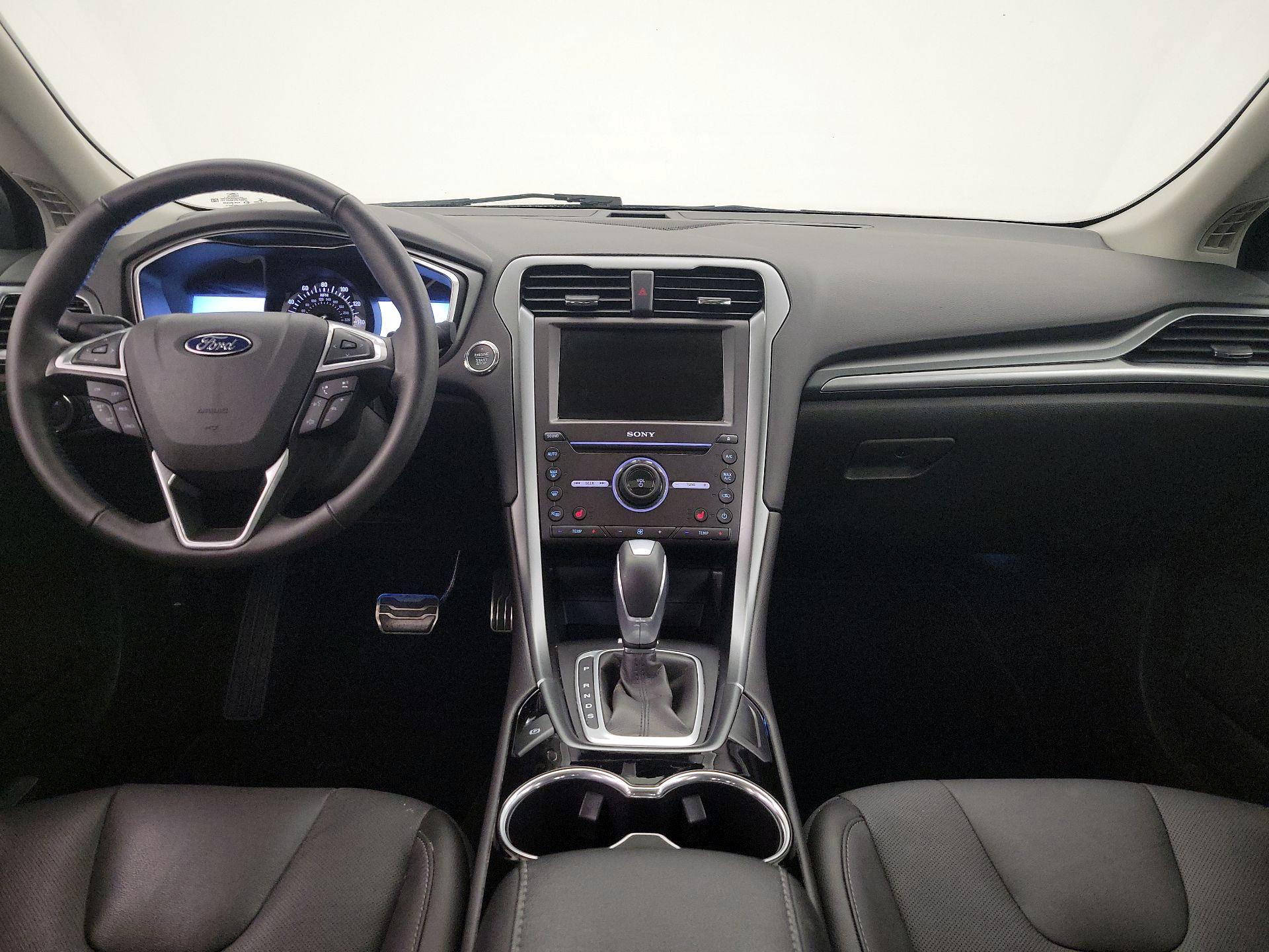 Thumbnail: 2016 Ford Fusion - 9
