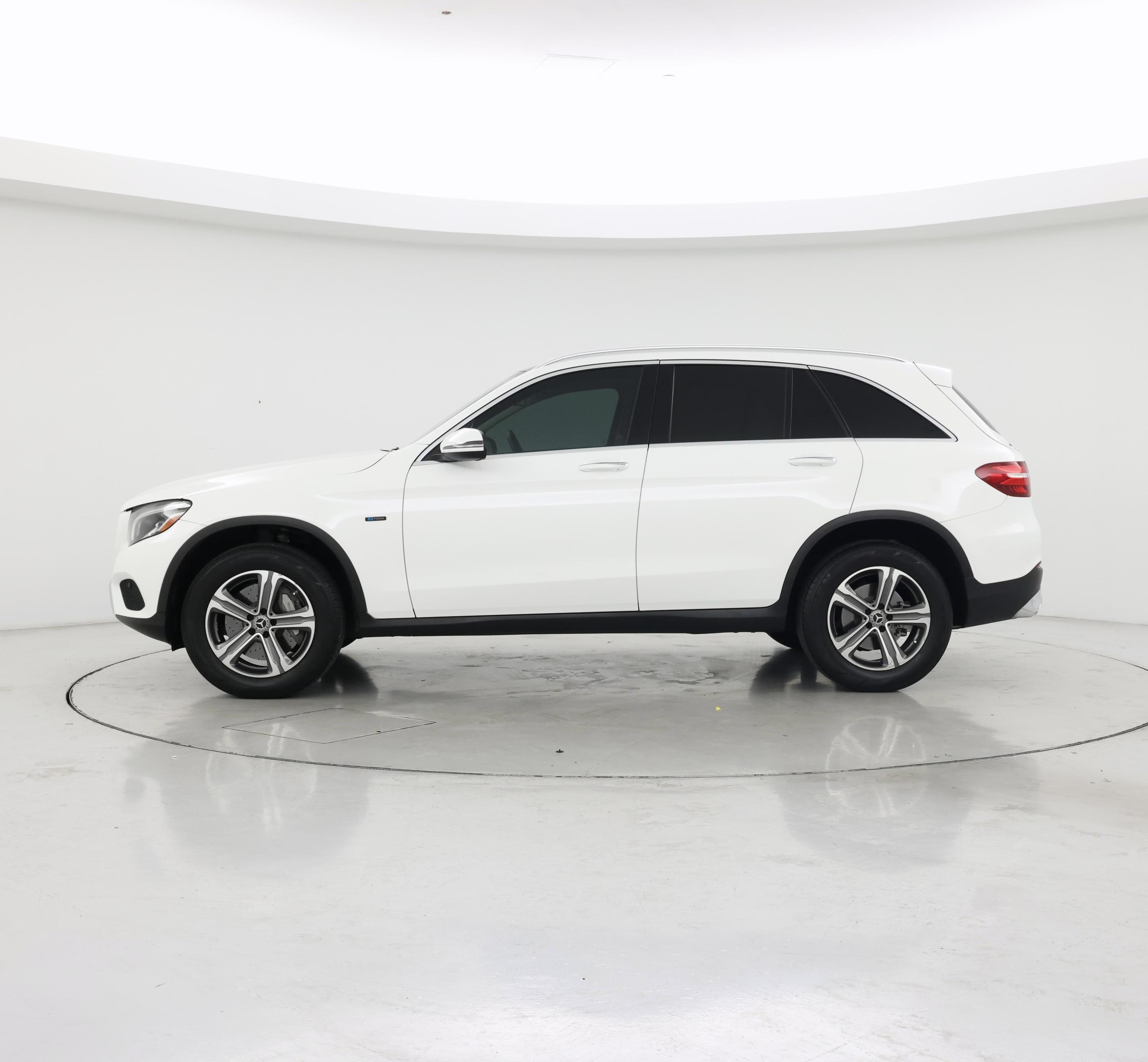 Thumbnail: 2019 Mercedes-Benz GLC - 3