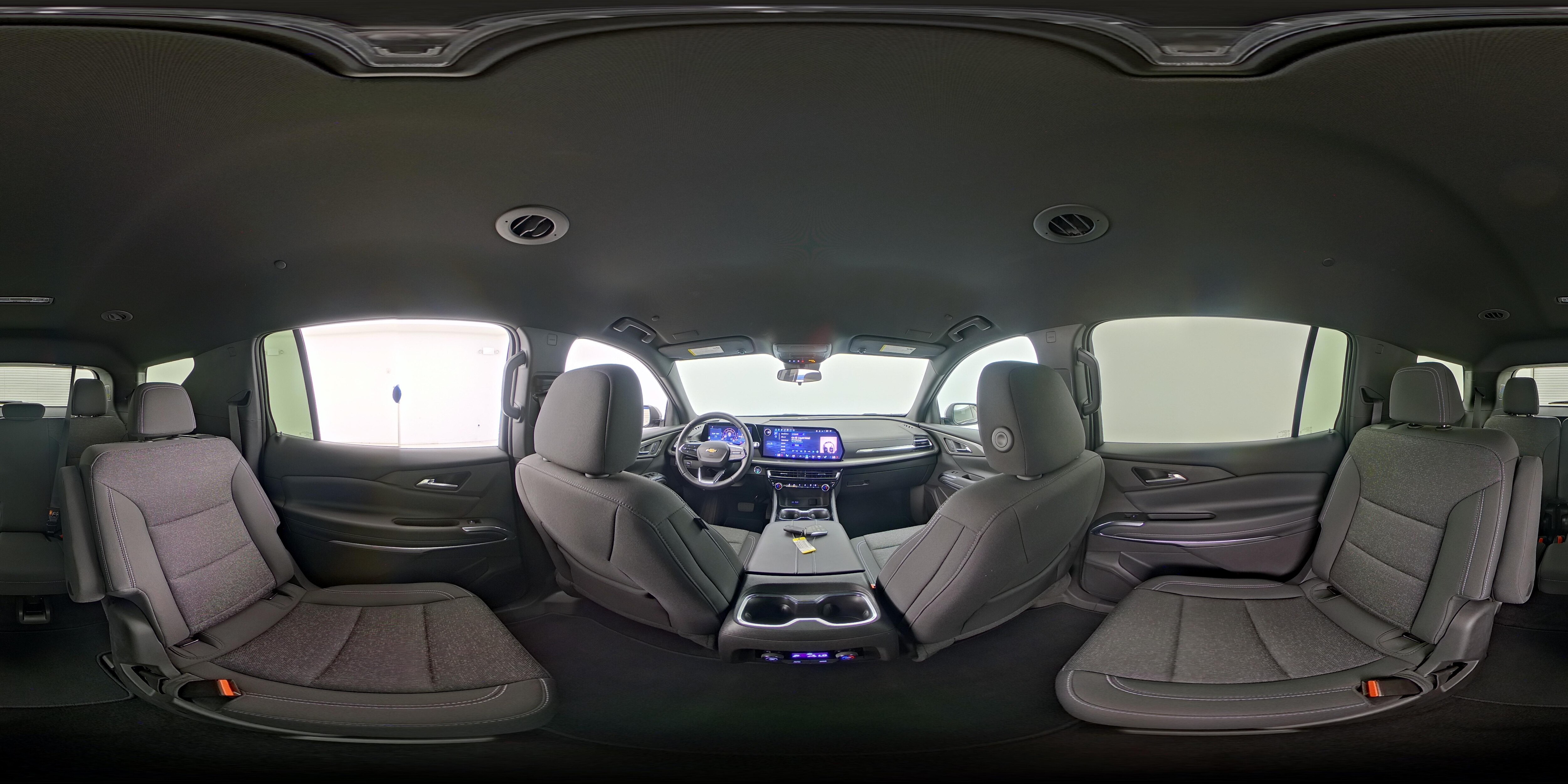 2025 Chevrolet Traverse LT - Photo 27