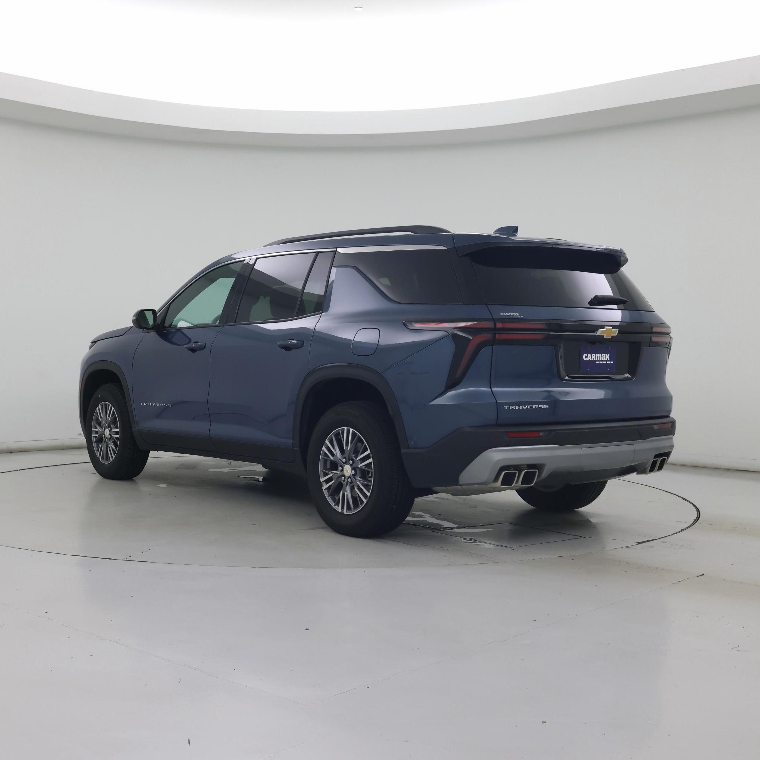 Thumbnail: 2025 Chevrolet Traverse - 2