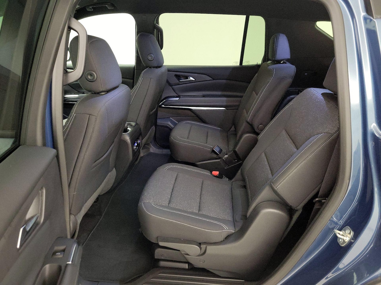 2025 Chevrolet Traverse LT - Photo 21